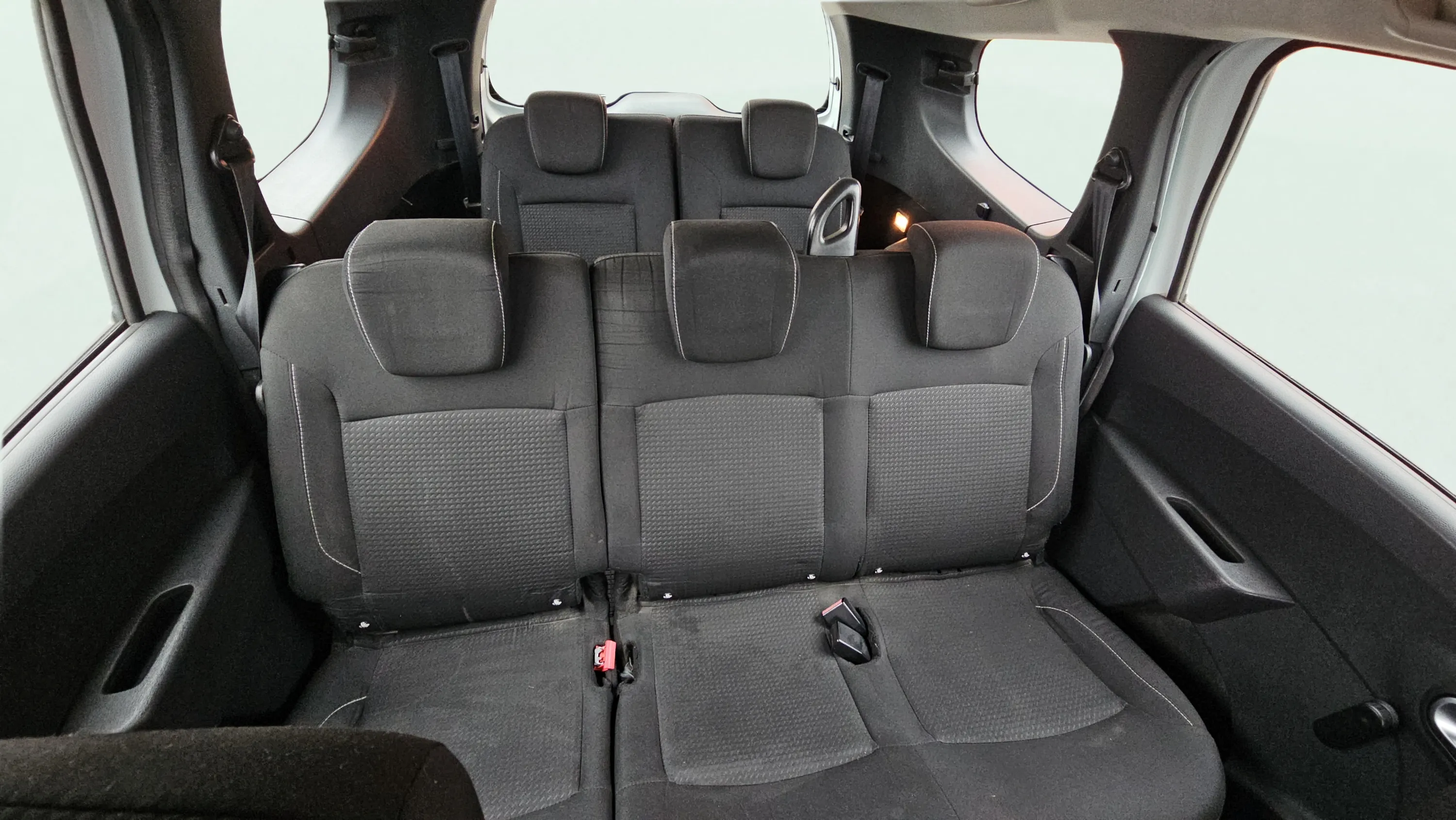 Dacia Lodgy Comfort Blue dCi 5 plazas 18 - foto 16