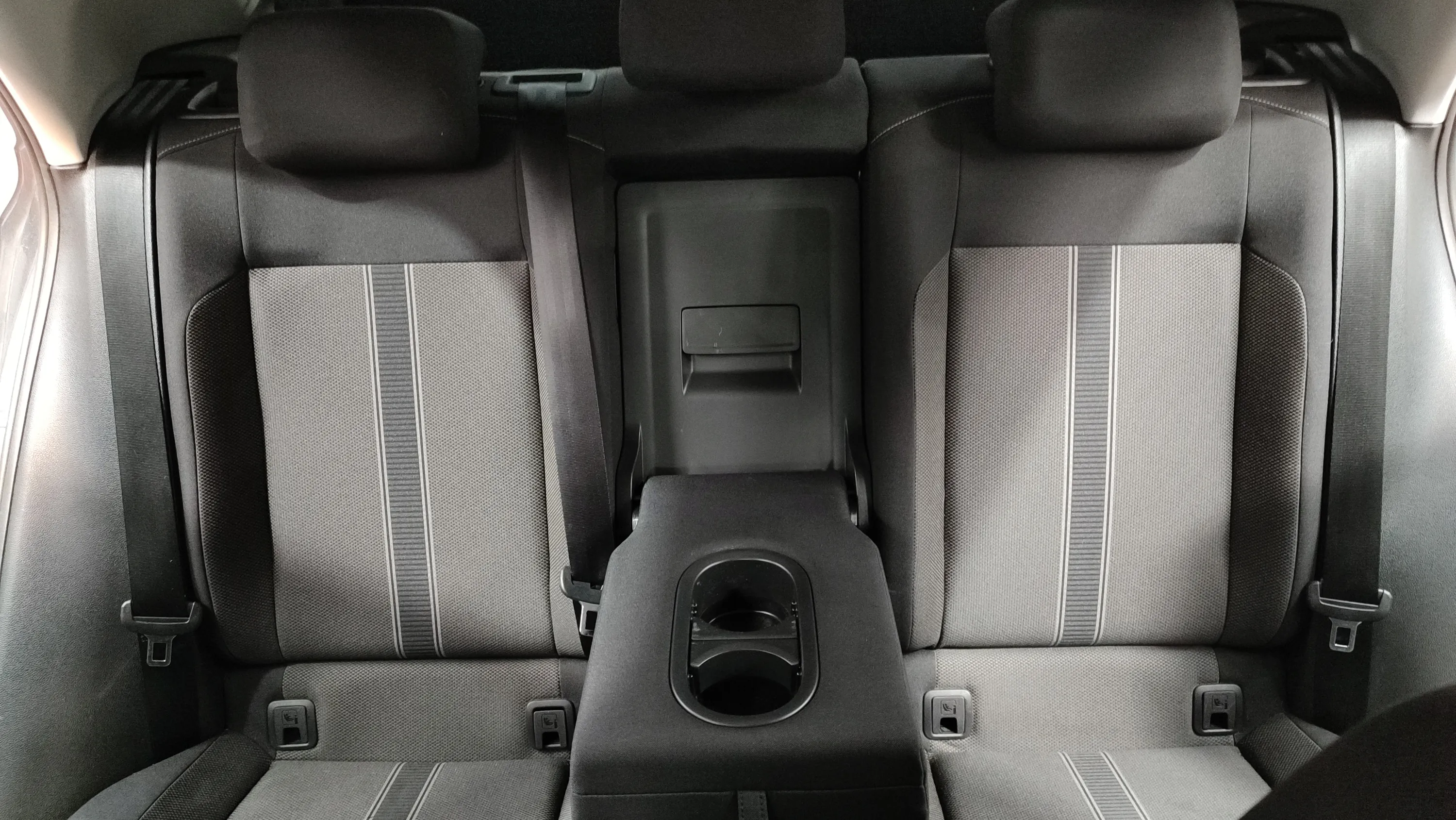 Volkswagen T-Roc Advance 2.0 TDI DSG - foto 23