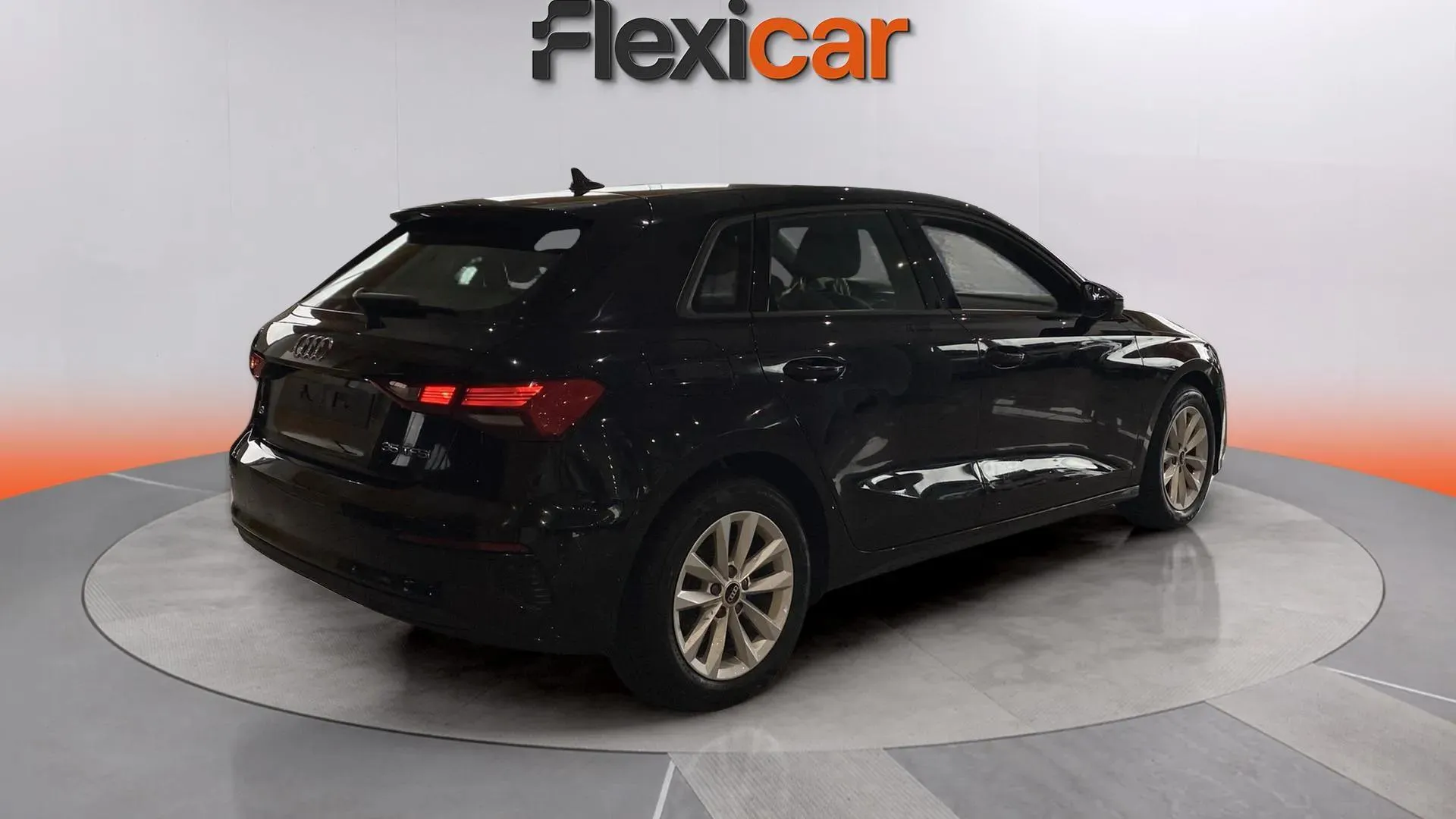 Audi A3 Sportback 35 TFSI S tronic - foto 6