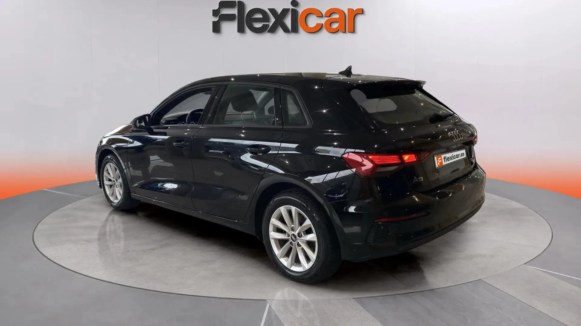 Audi A3 Sportback 35 TFSI S tronic - foto 4