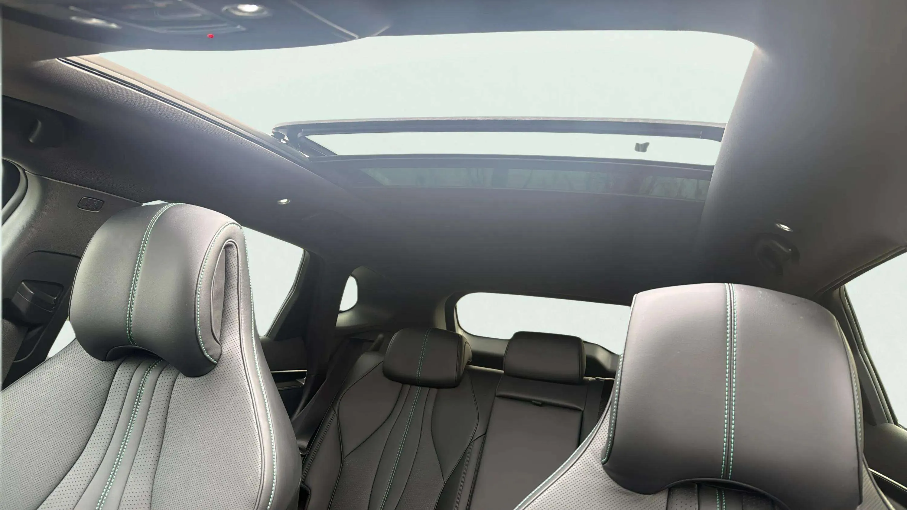 BYD Seal U Design - foto 13