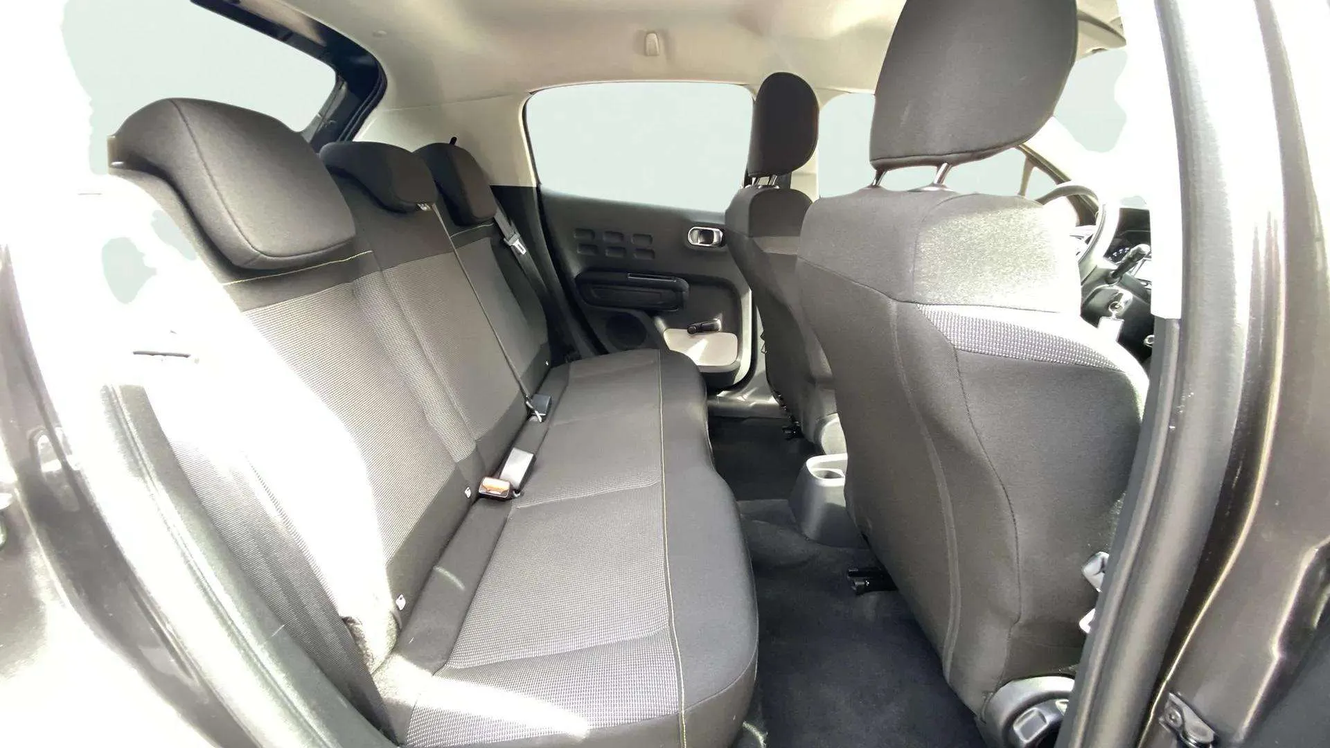 Citroën C3 PureTech Plus - foto 24