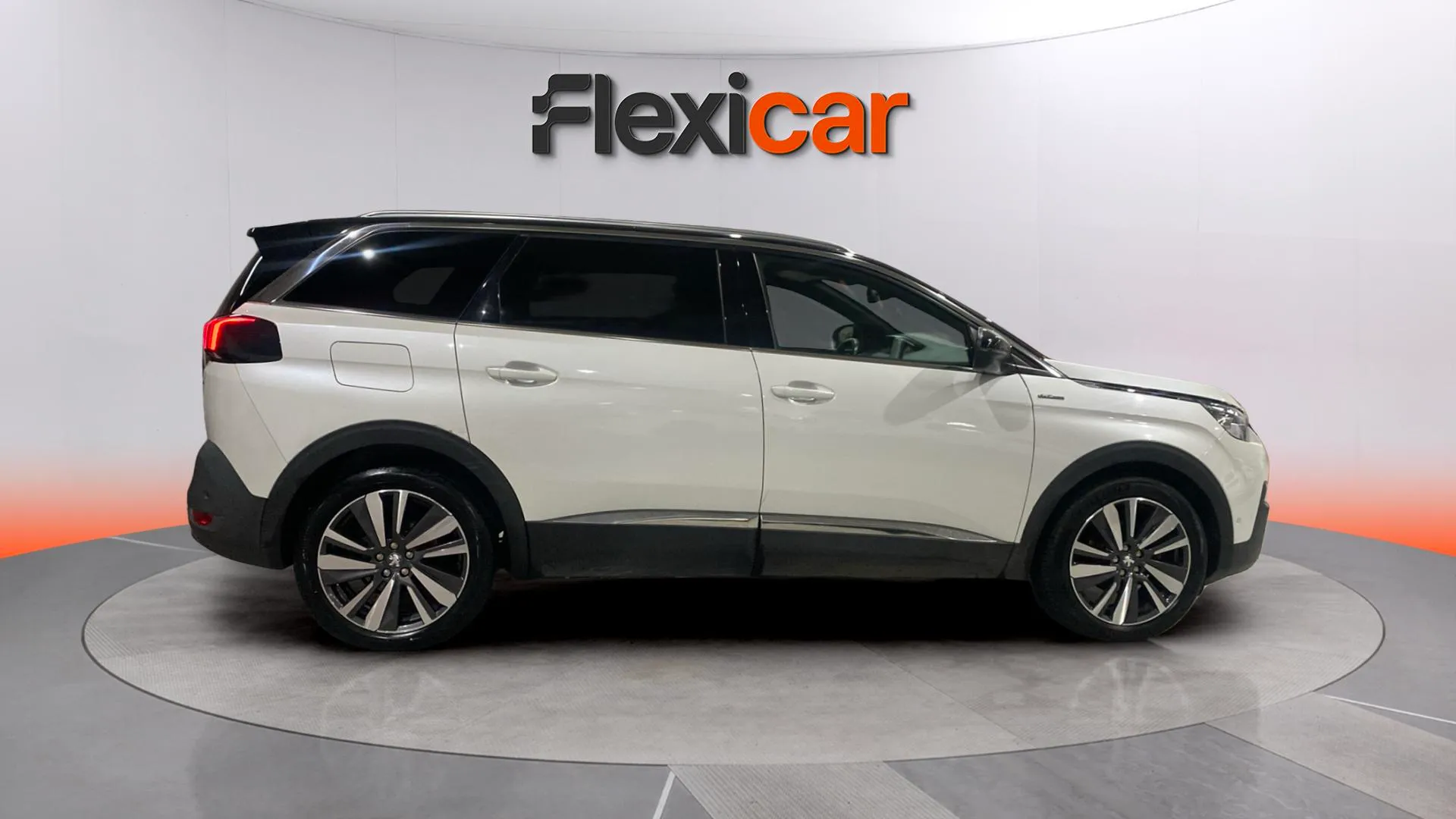 Peugeot 5008 GT-Line BlueHDi EAT8 - foto 8