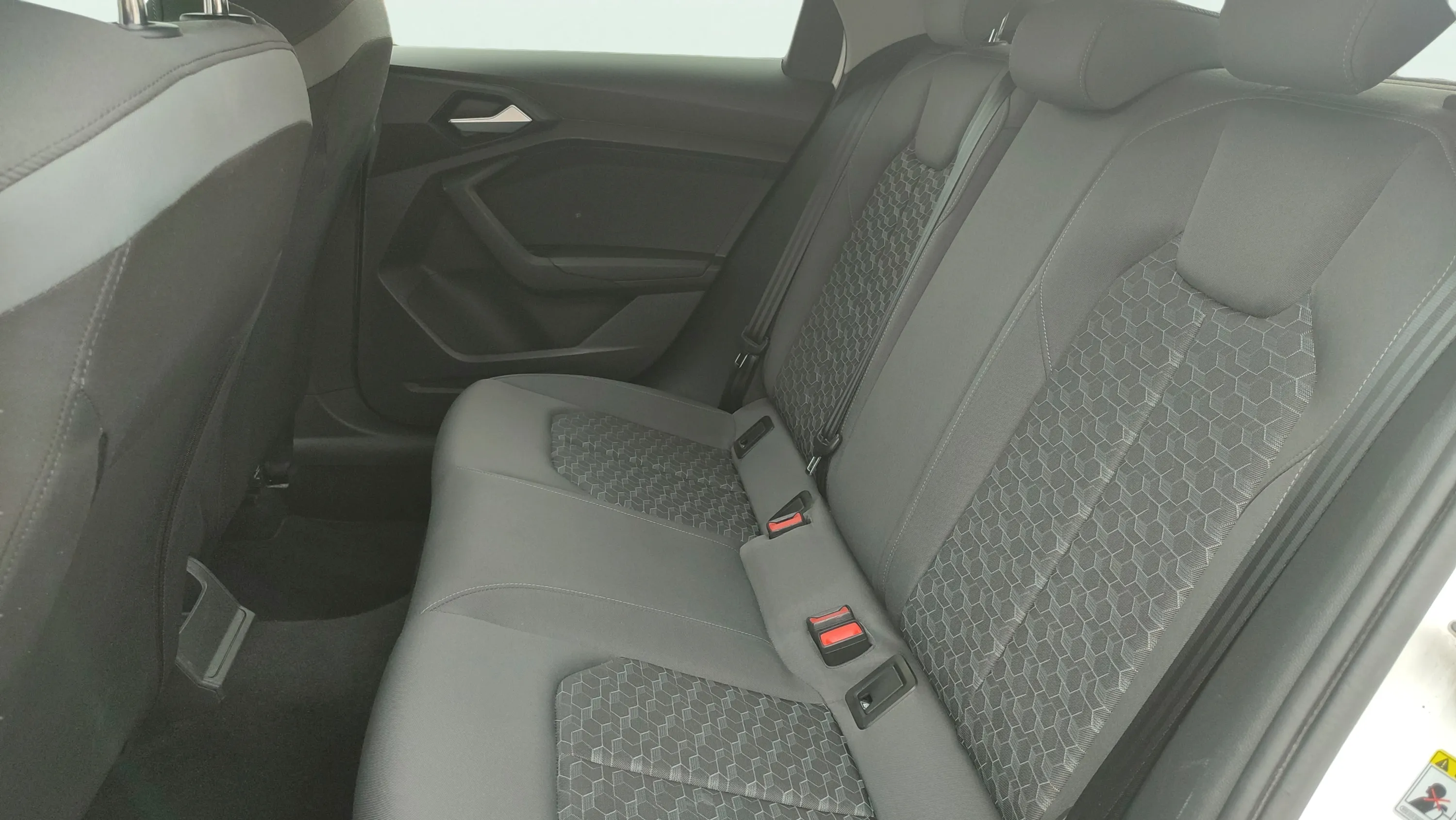 Audi A1 allstreet 30 TFSI - foto 17