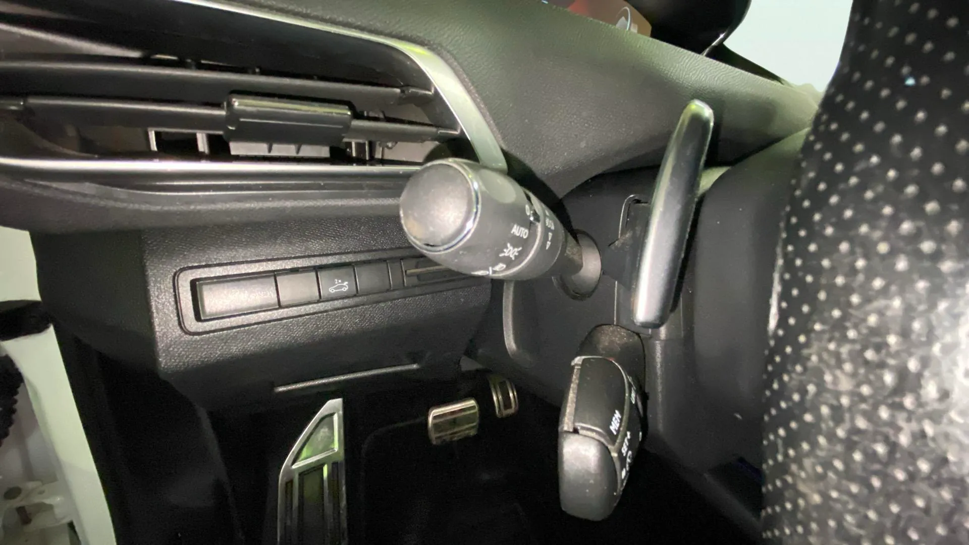 Peugeot 3008 2.0BLUEHDI GT - foto 14