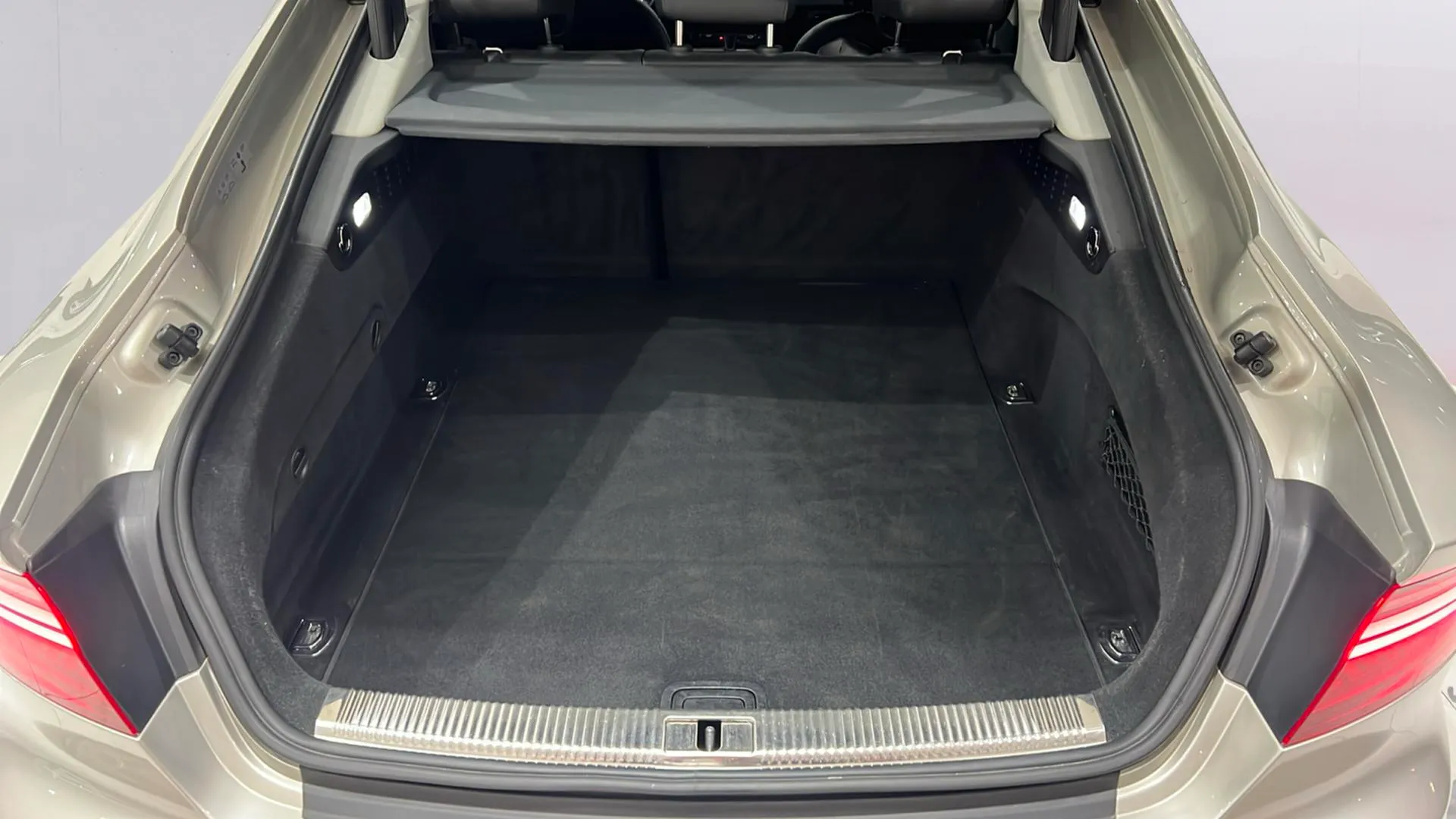 Audi A7 3.0 TDI ultra S tronic Sportback - foto 6