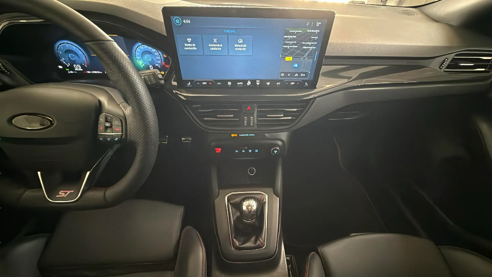 Ford Focus ST Edition 2.3 EcoBoost - foto 12