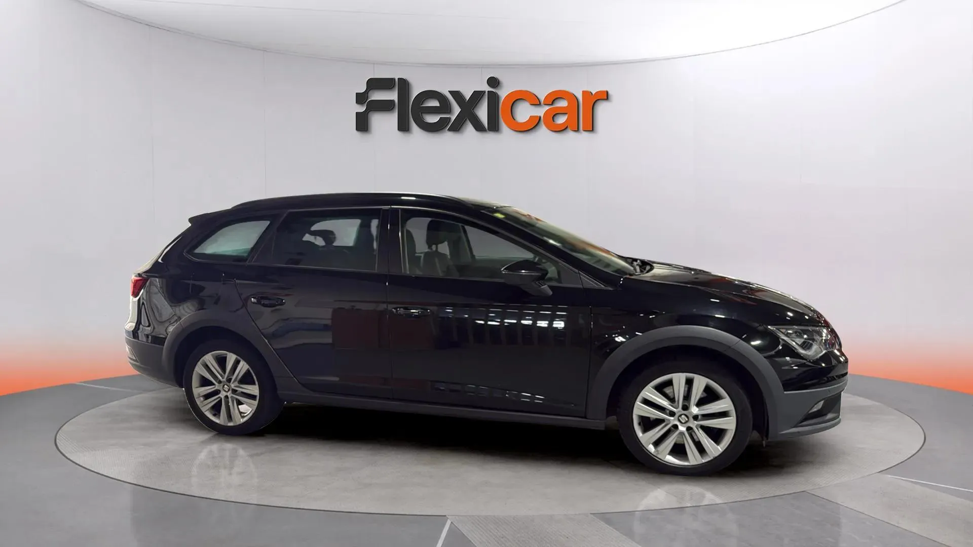 SEAT León ST 1.8 TSI 4Driv DSG-6 X-per - foto 8