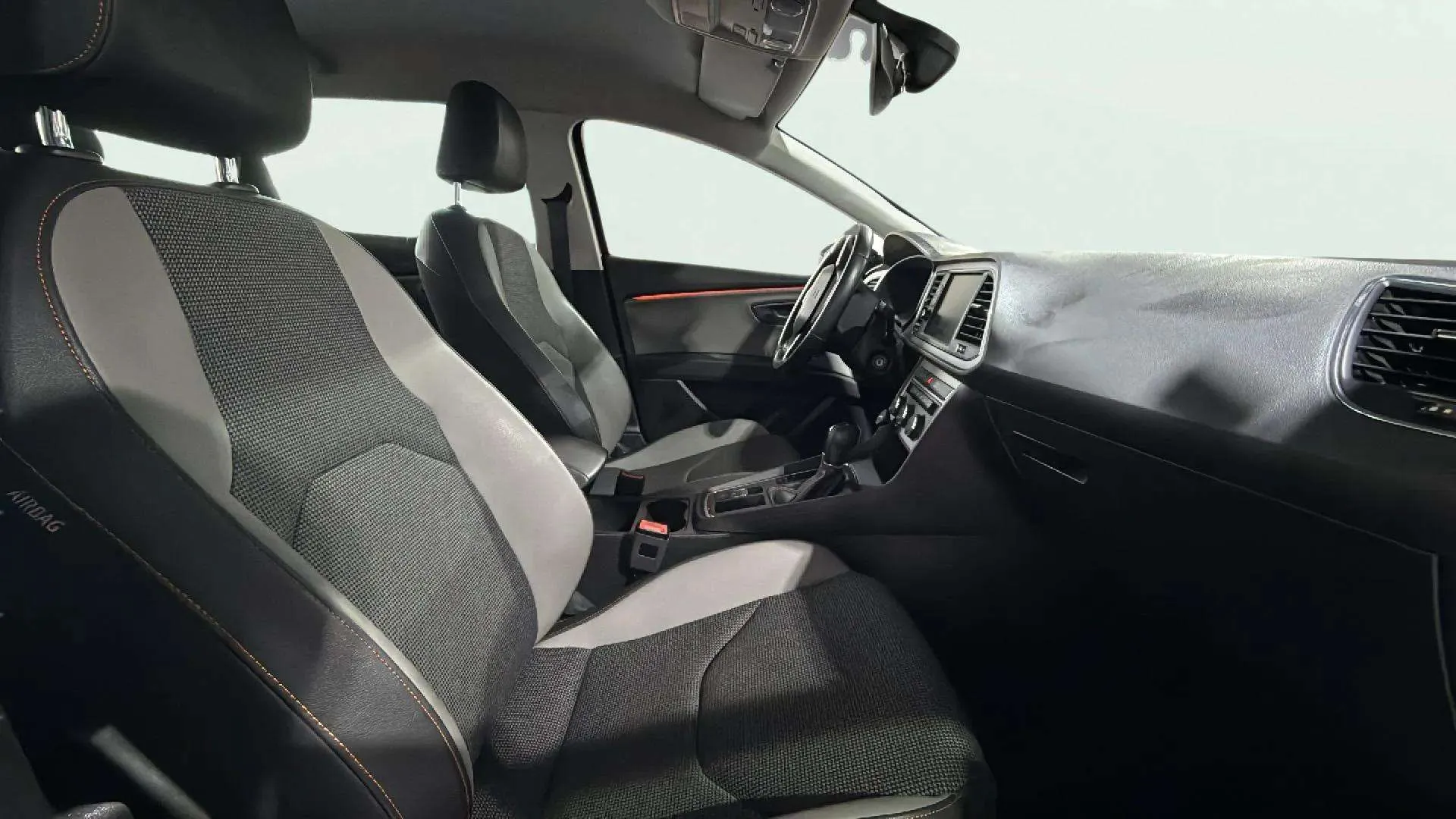 SEAT León ST 1.8 TSI 4Driv DSG-6 X-per - foto 18