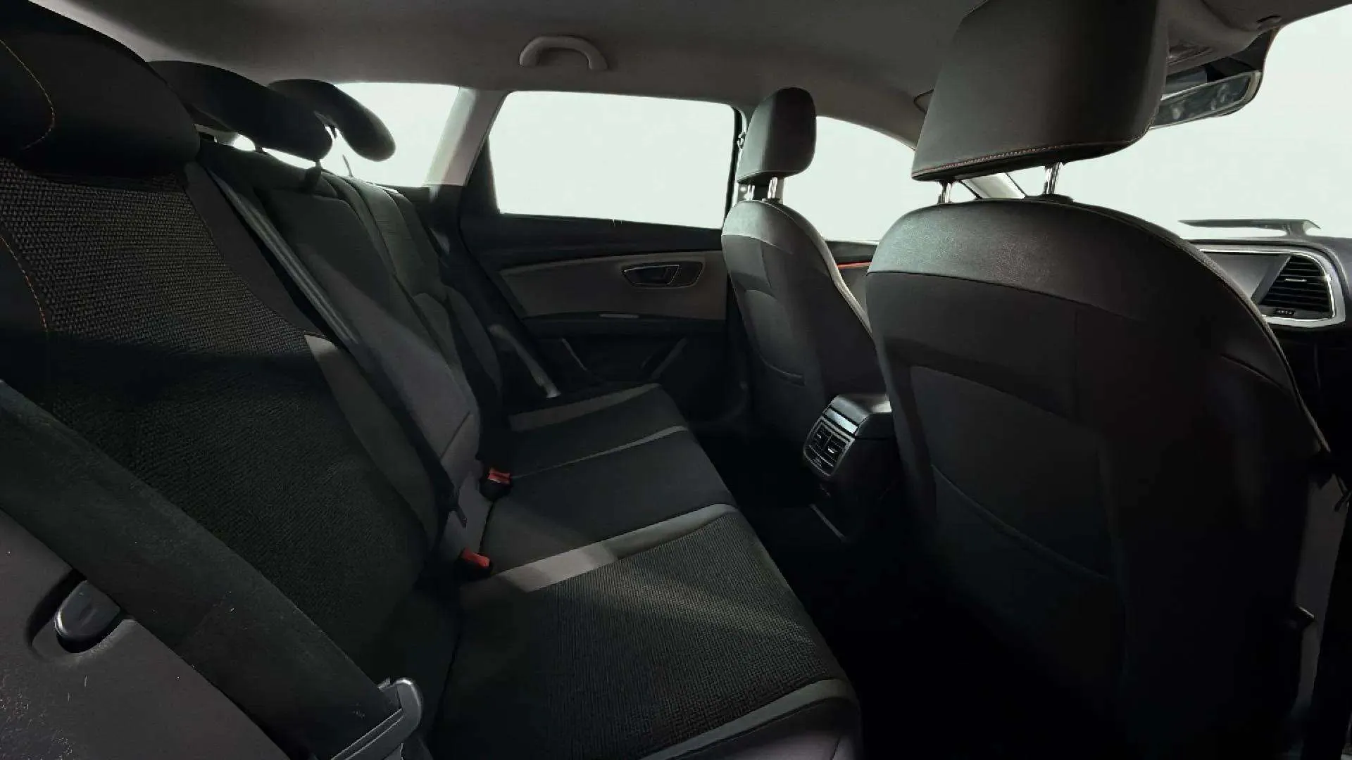 SEAT León ST 1.8 TSI 4Driv DSG-6 X-per - foto 19