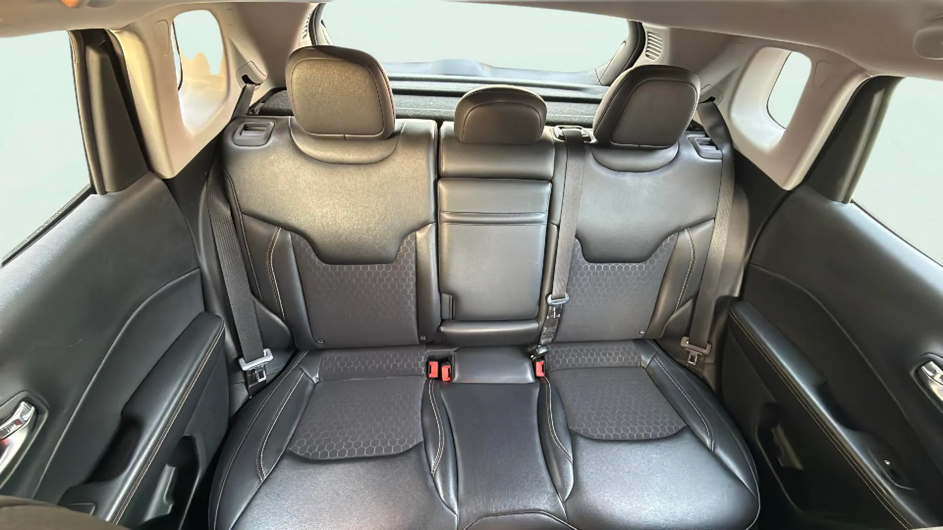 Jeep Compass 1.6 Mjet Longitude 4x2 - foto 18