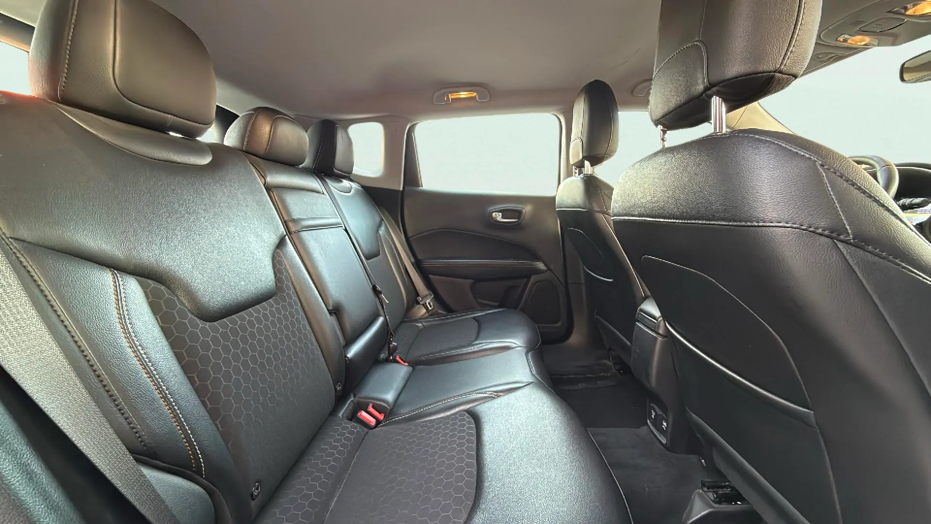 Jeep Compass 1.6 Mjet Longitude 4x2 - foto 17