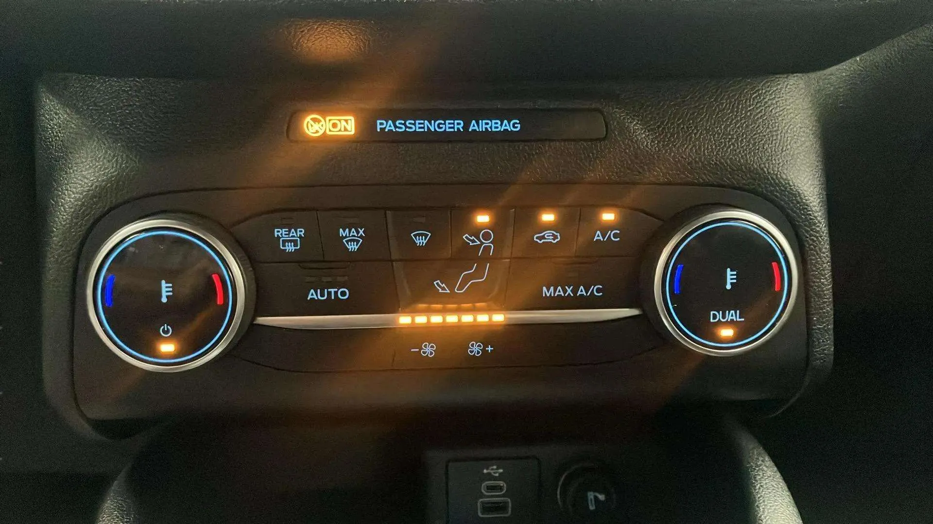 Ford Kuga ST-Line 2.0 EcoBlue - foto 21