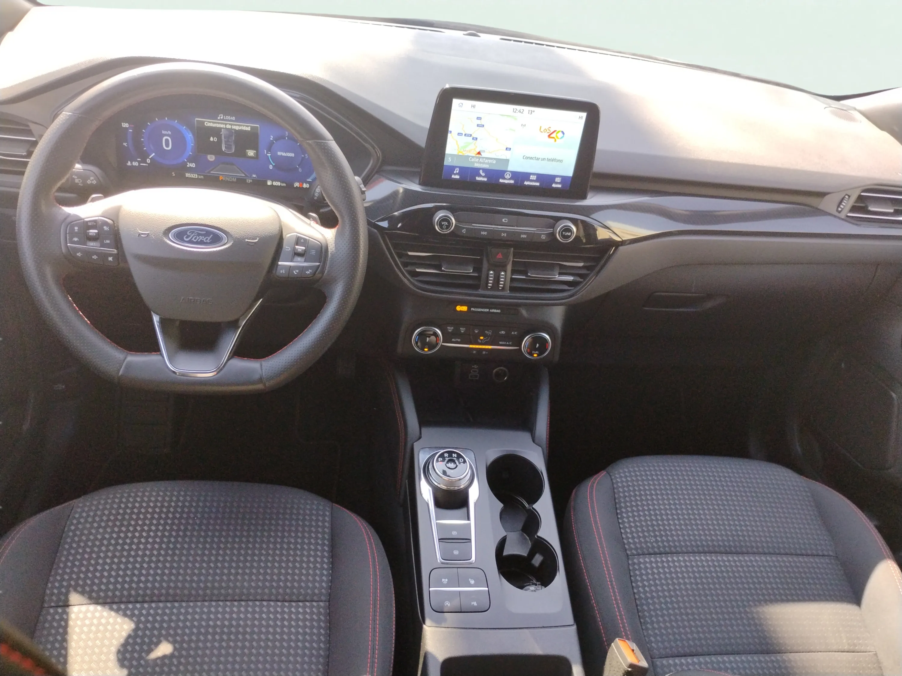 Ford Kuga ST-Line 2.0 EcoBlue - foto 19