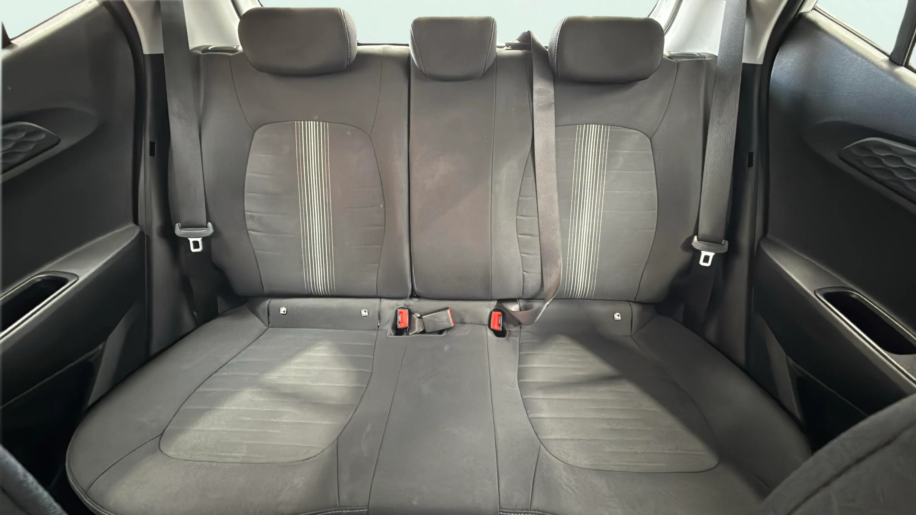 Hyundai i10 1.0 Klass - foto 28