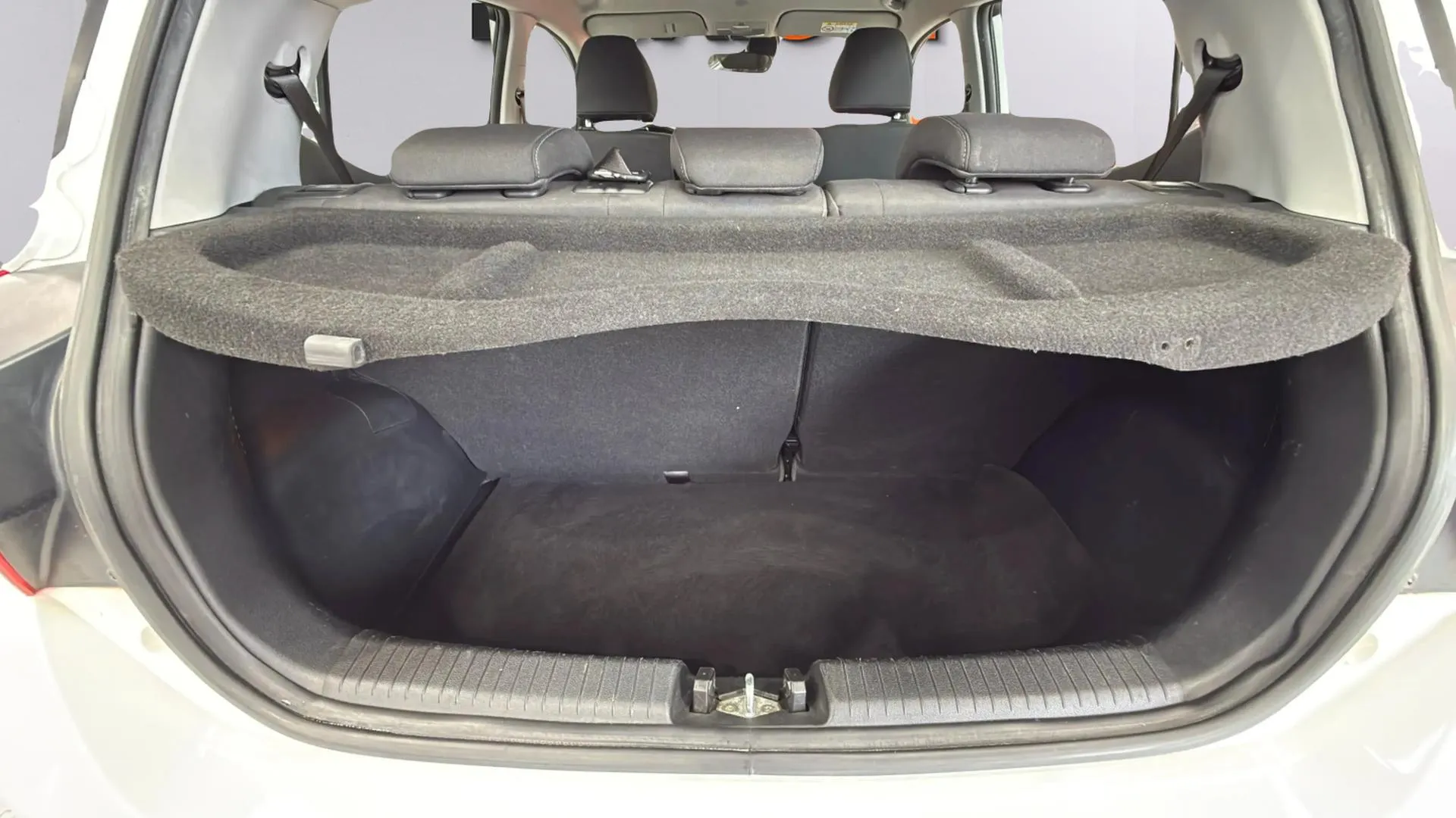 Hyundai i10 1.0 Klass - foto 9