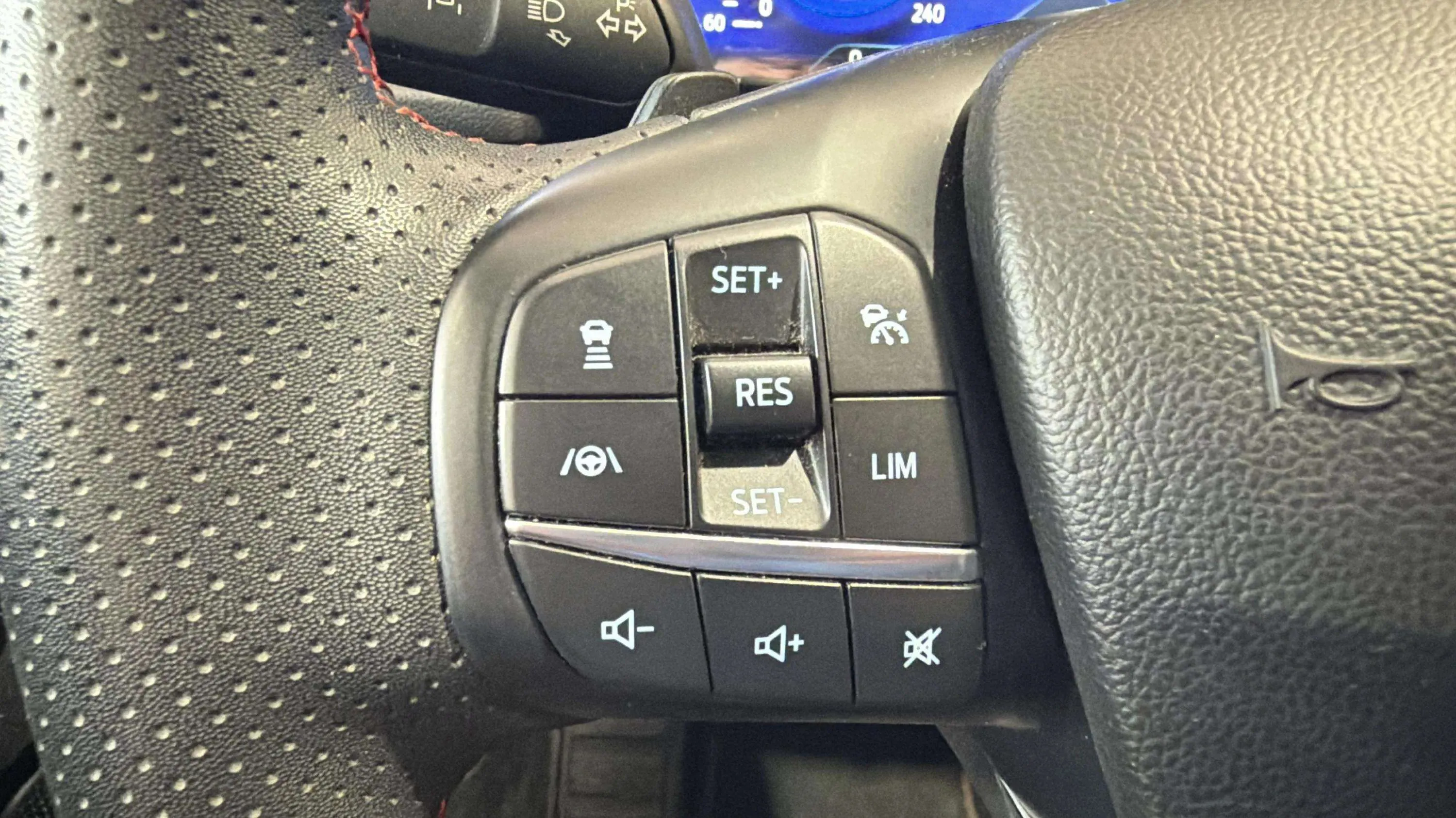 Ford Kuga ST-Line 2.0 EcoBlue - foto 19