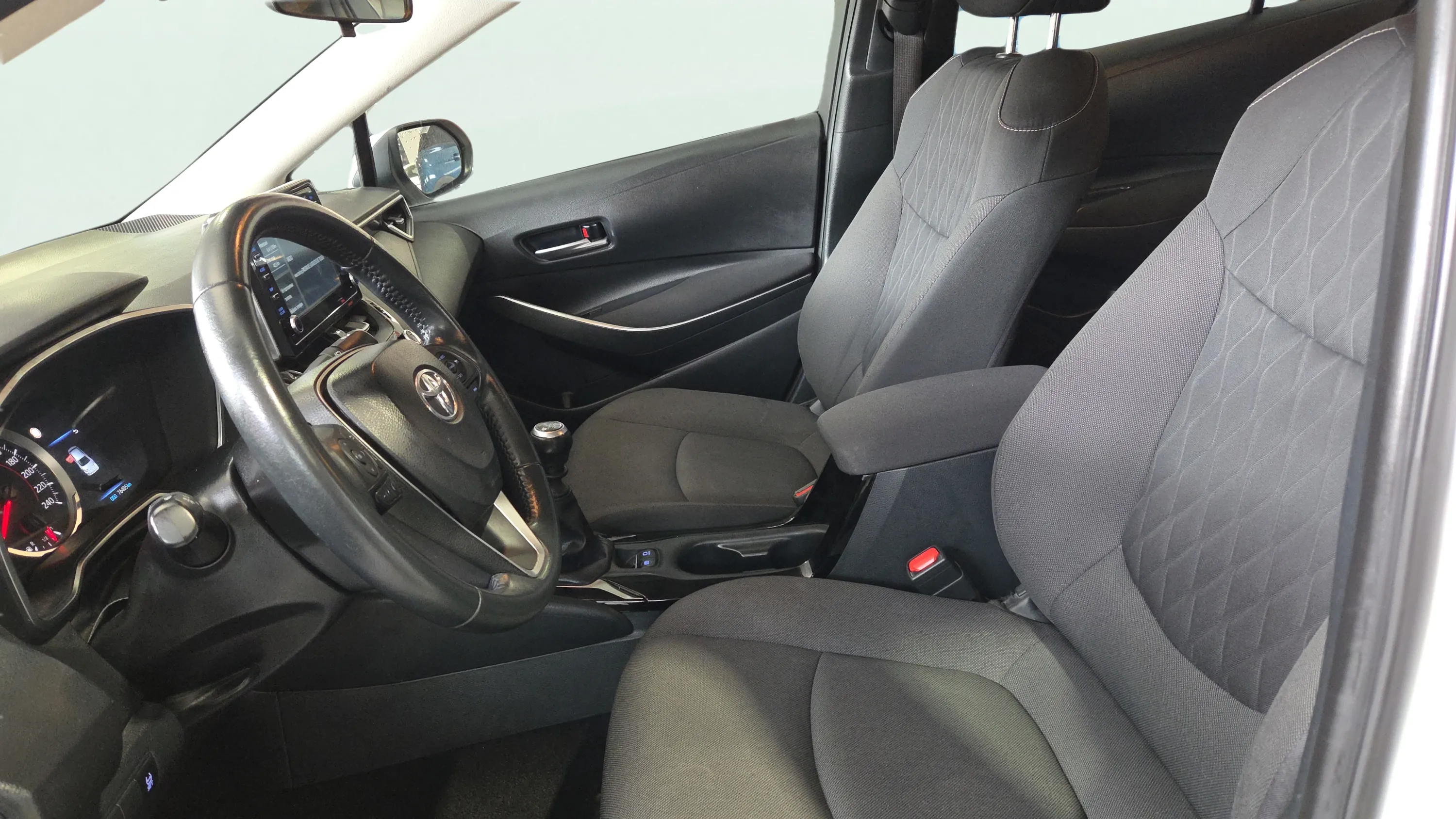 Toyota Corolla Active Plus - foto 9