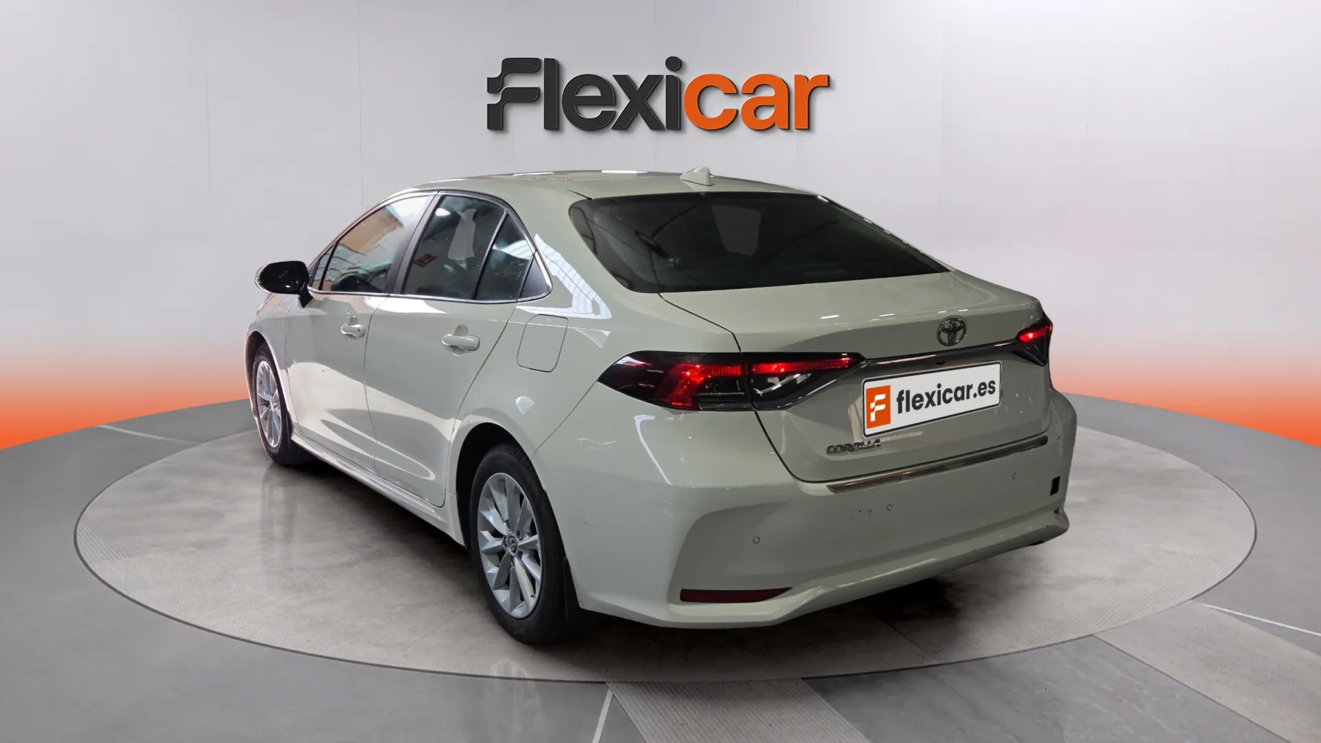 Toyota Corolla Active Plus - foto 5