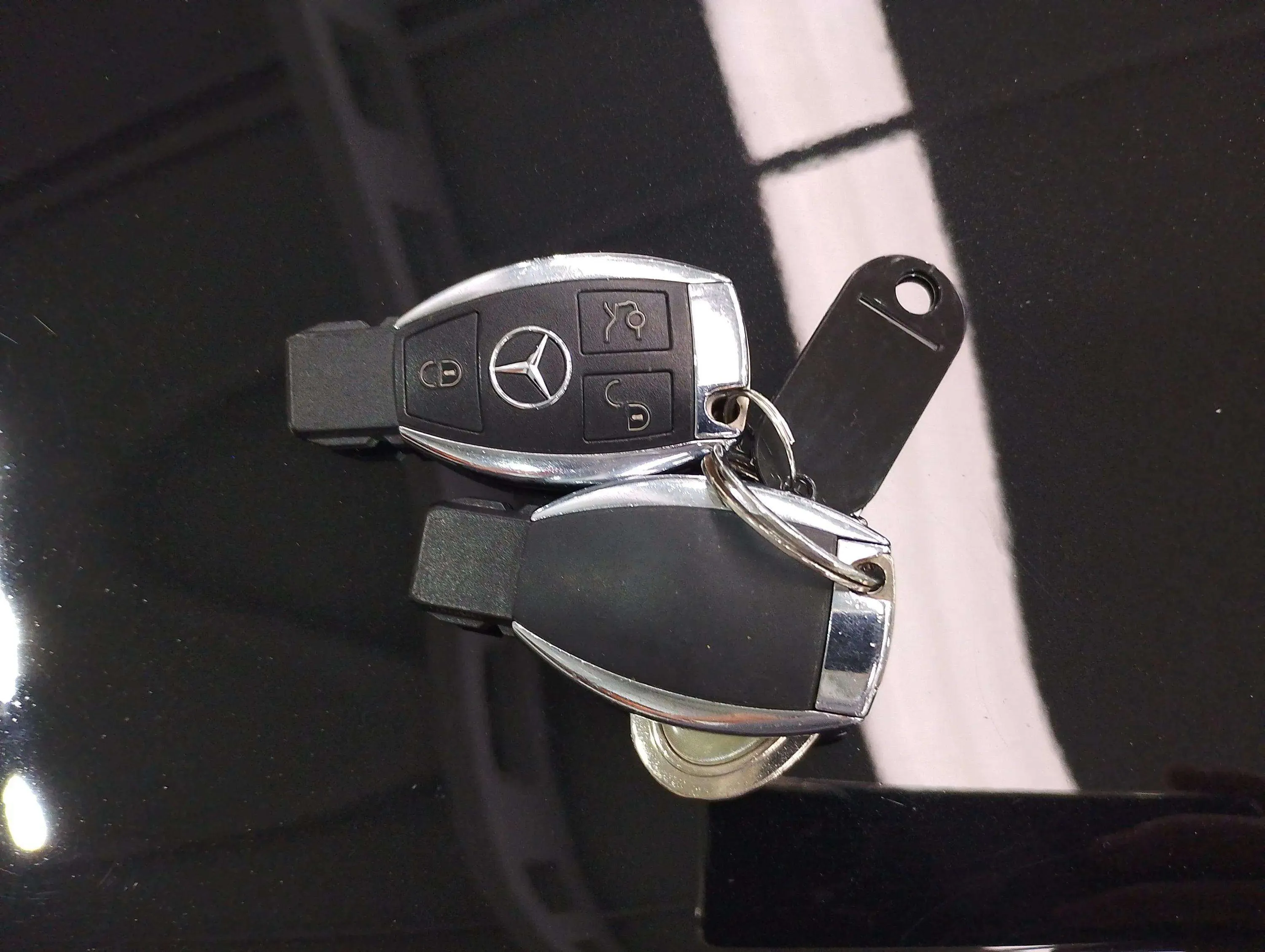 Mercedes-Benz CLA 200 d Shooting Brake - foto 24