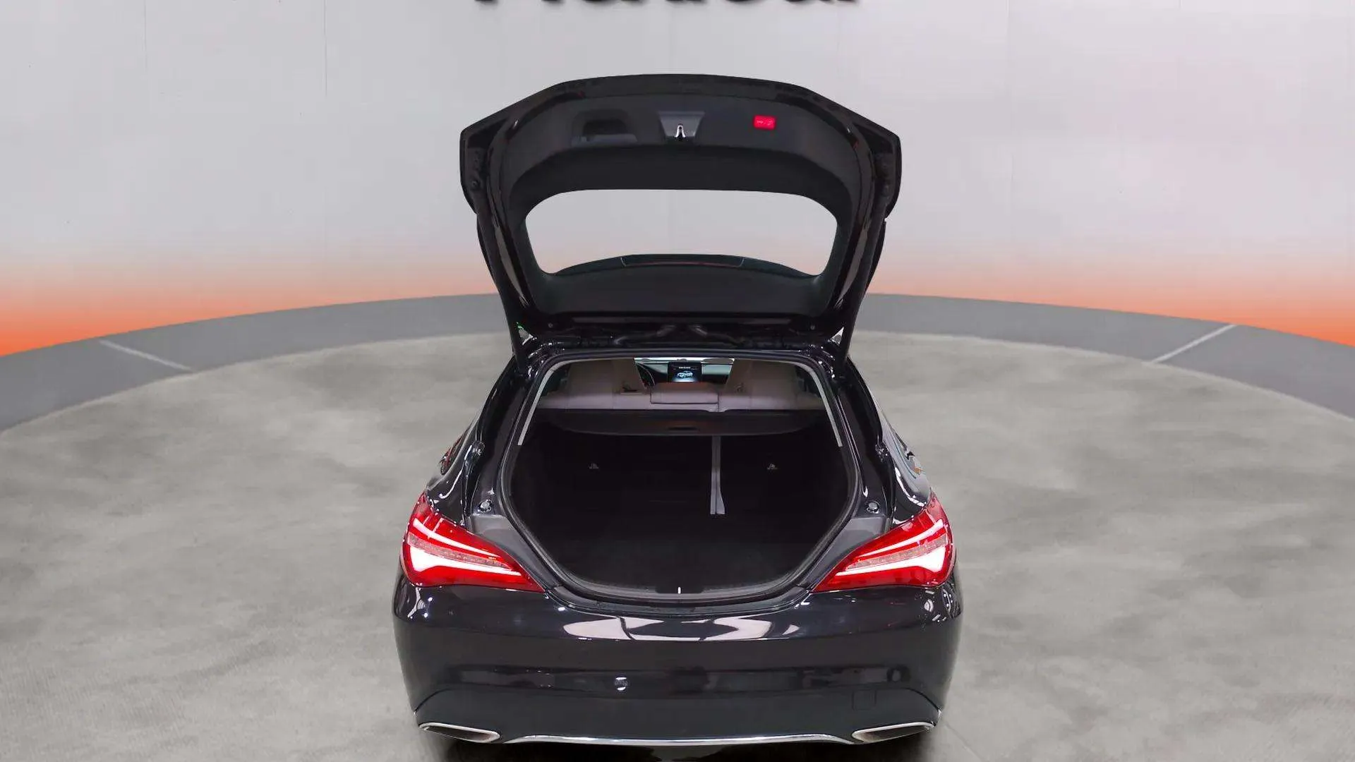 Mercedes-Benz CLA 200 d Shooting Brake - foto 16