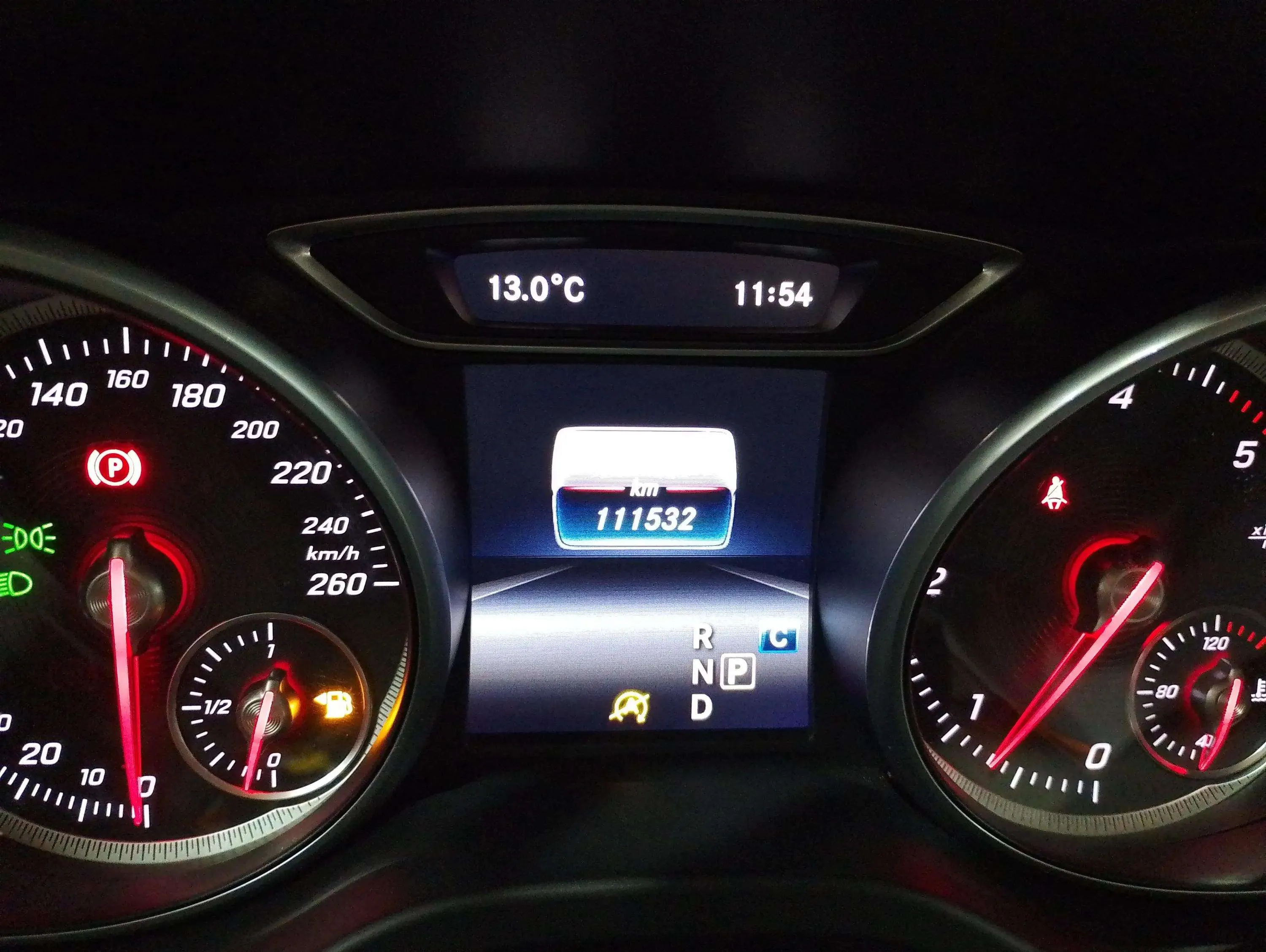 Mercedes-Benz CLA 200 d Shooting Brake - foto 20