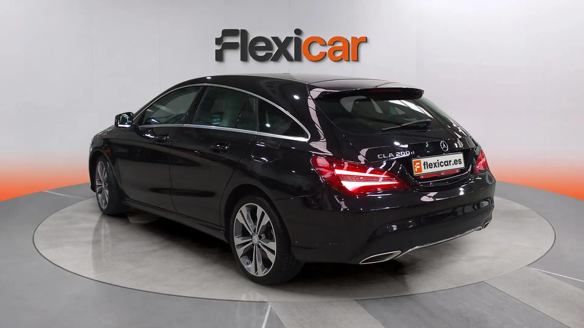 Mercedes-Benz CLA 200 d Shooting Brake - foto 7