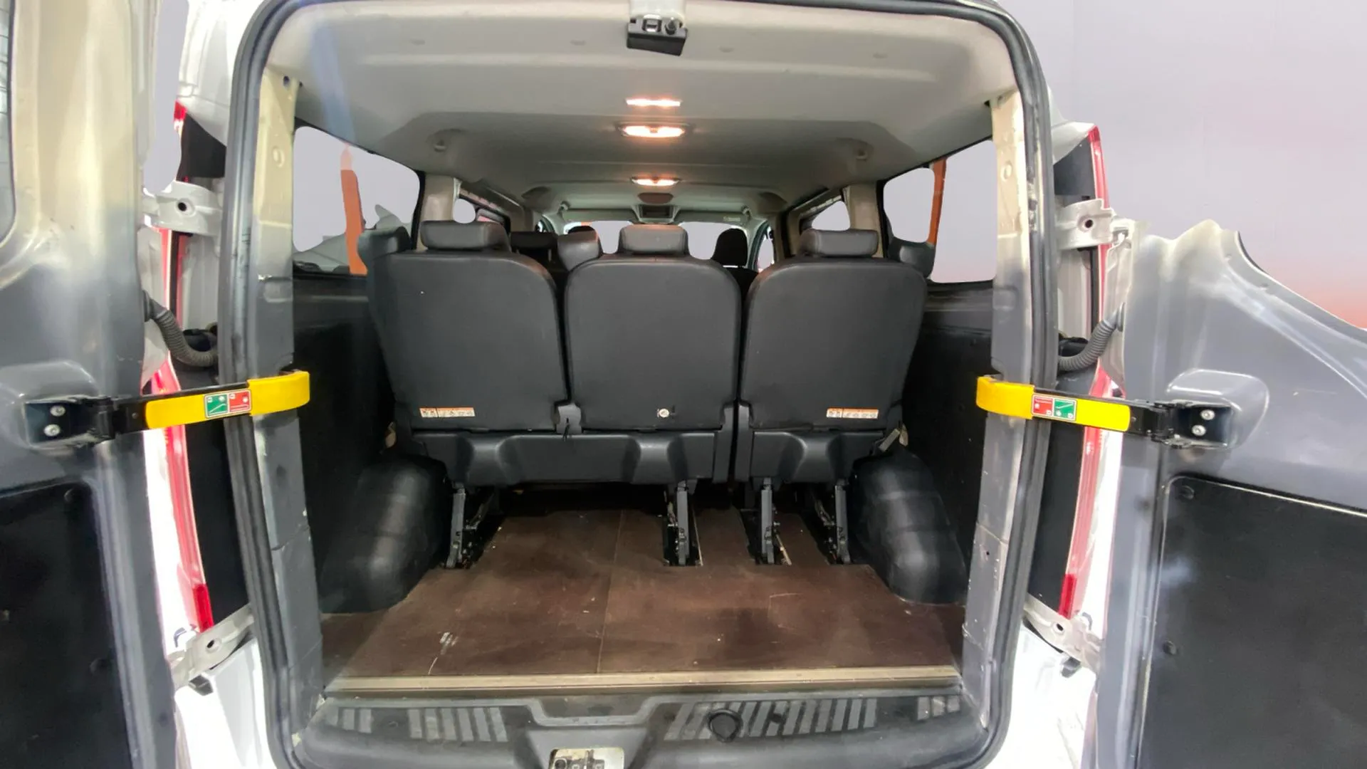 Ford Transit Custom Kombi 2.0 TDCi 320 L1 Sport MHEV - foto 20