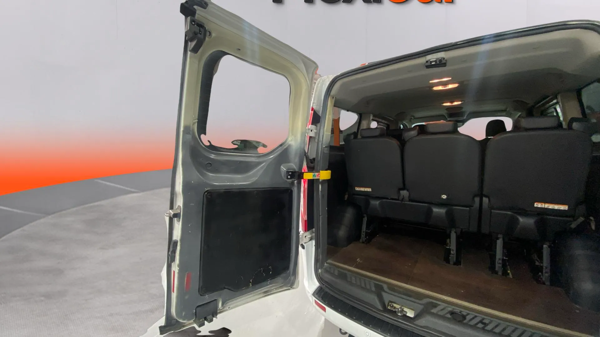 Ford Transit Custom Kombi 2.0 TDCi 320 L1 Sport MHEV - foto 22