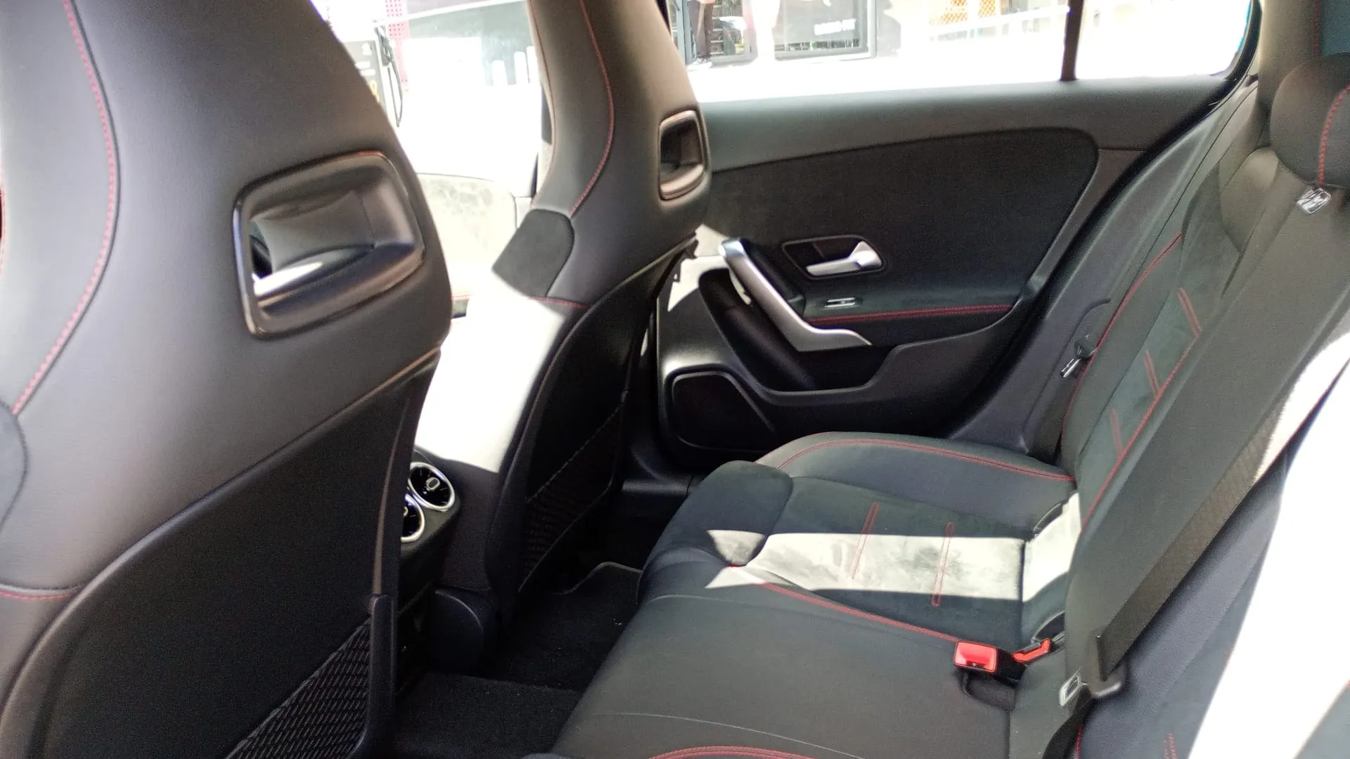Mercedes-Benz Clase A A 180 d - foto 13