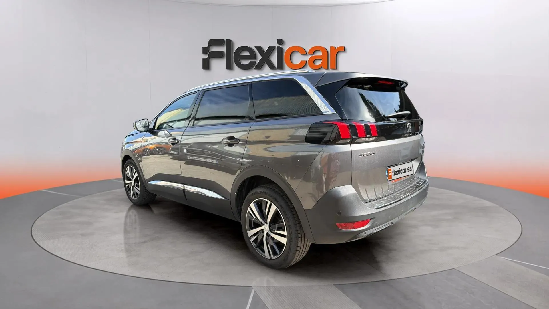 Peugeot 5008 1.2 PureTech Allure Pack EAT8 - foto 6