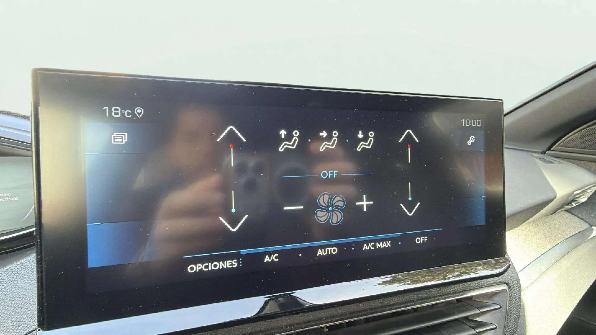 Peugeot 5008 1.2 PureTech Allure Pack EAT8 - foto 22
