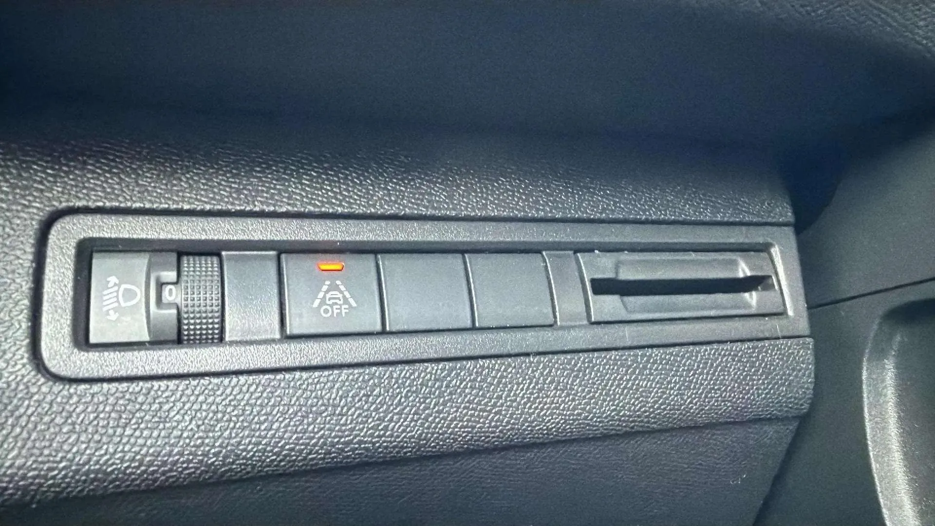 Peugeot 5008 1.2 PureTech Allure Pack EAT8 - foto 18