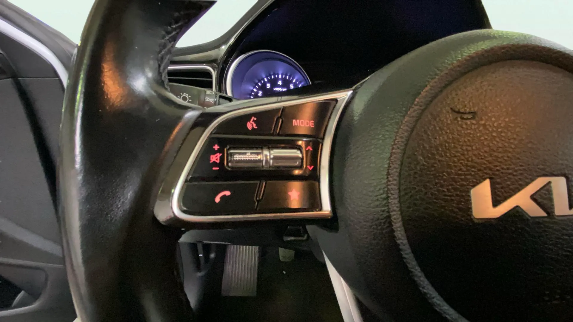 Kia Ceed 1.0 T-GDi Tech - foto 13