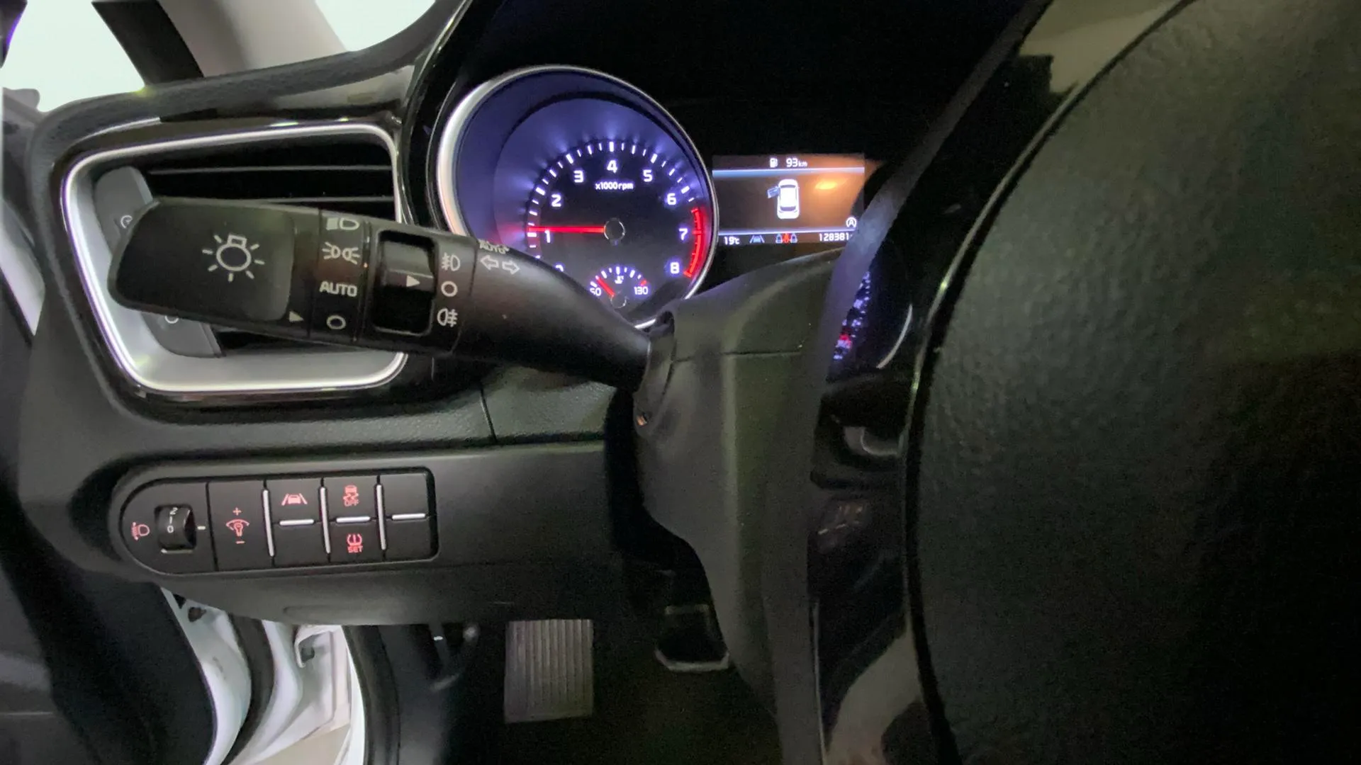 Kia Ceed 1.0 T-GDi Tech - foto 15