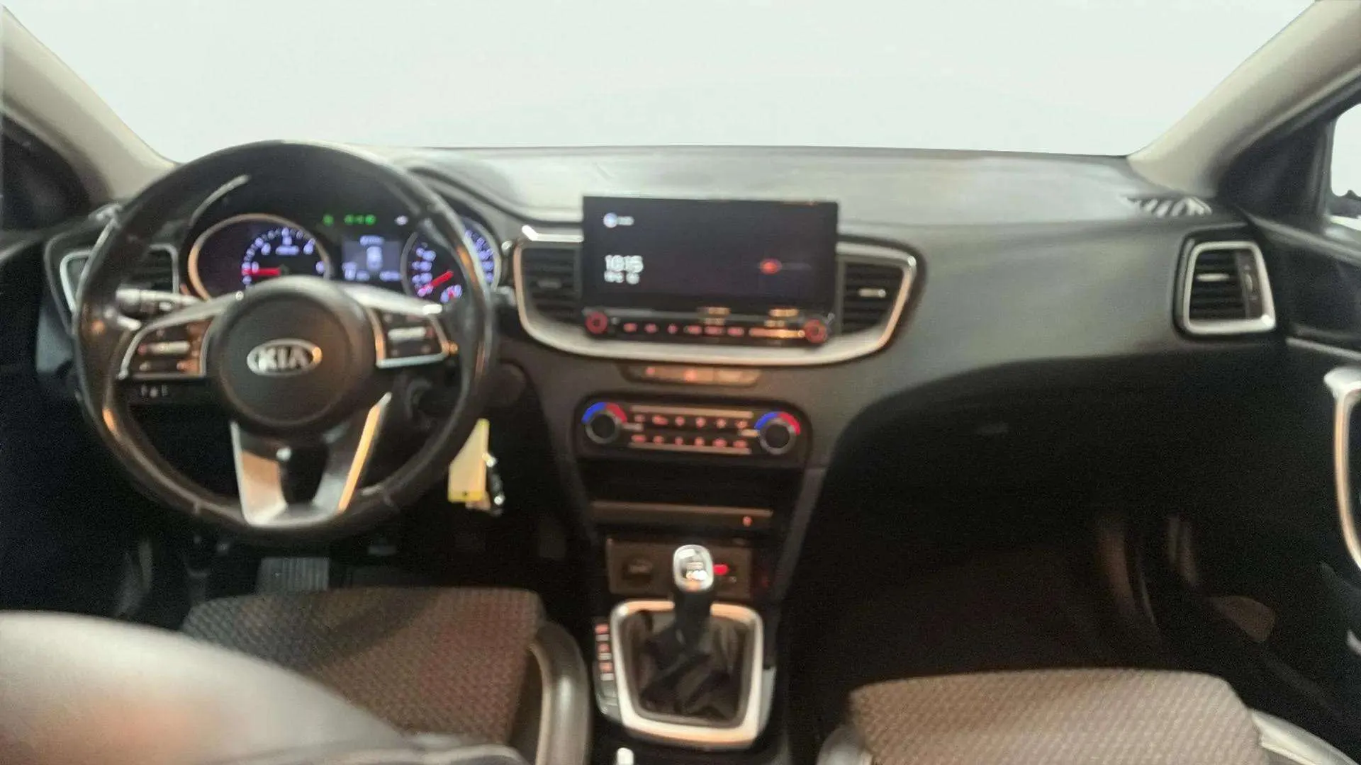 Kia Ceed 1.6 MHEV iMT Tech - foto 9