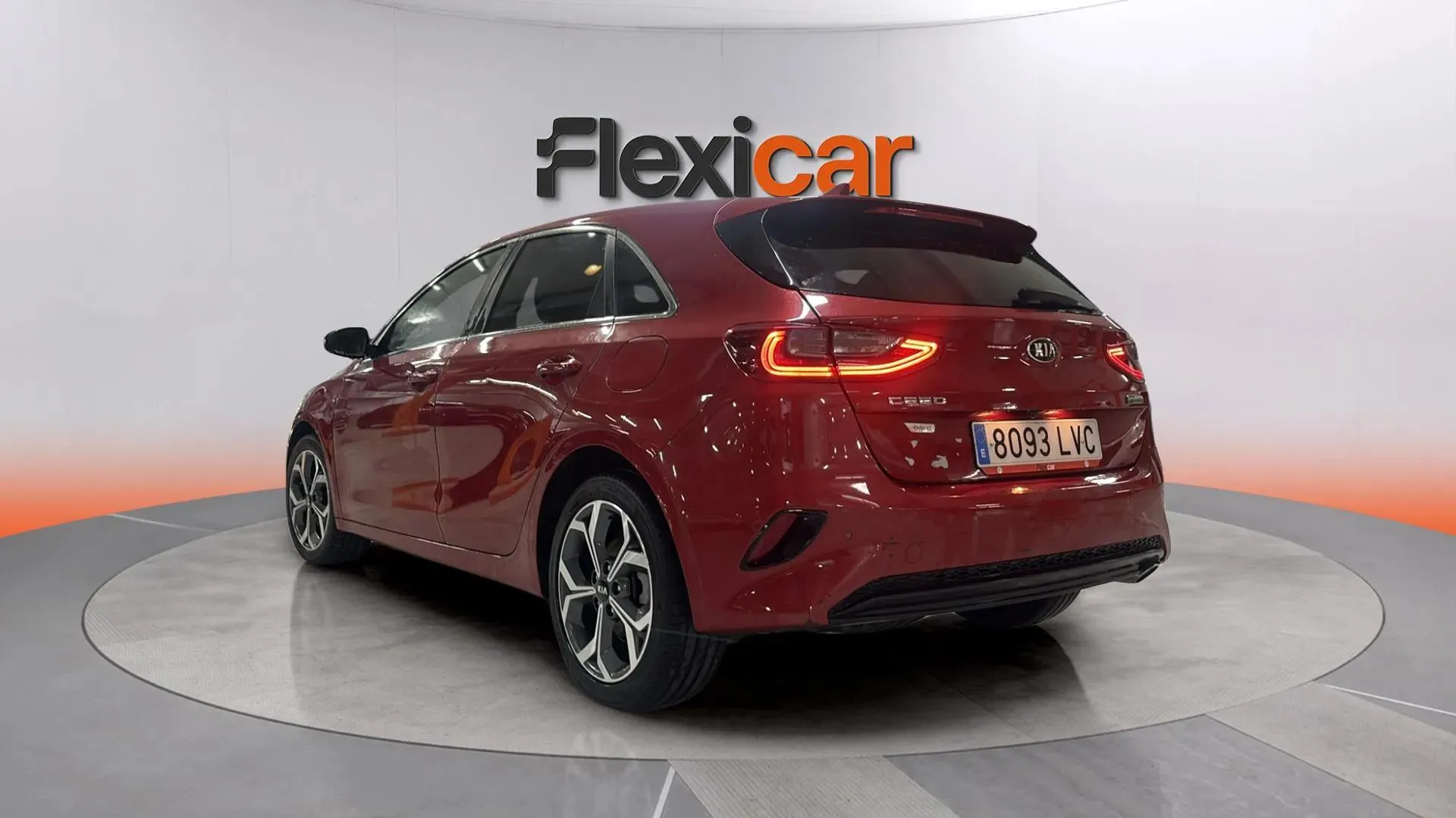 Kia Ceed 1.6 MHEV iMT Tech - foto 4