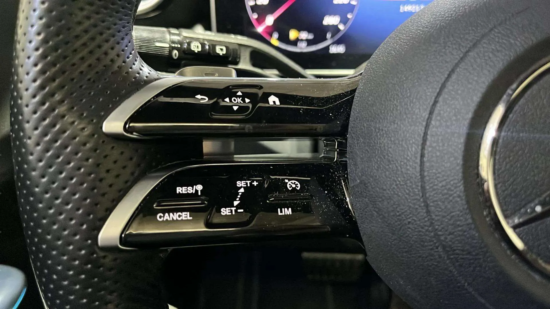 Mercedes-Benz GLC 220 d 4MATIC - foto 19