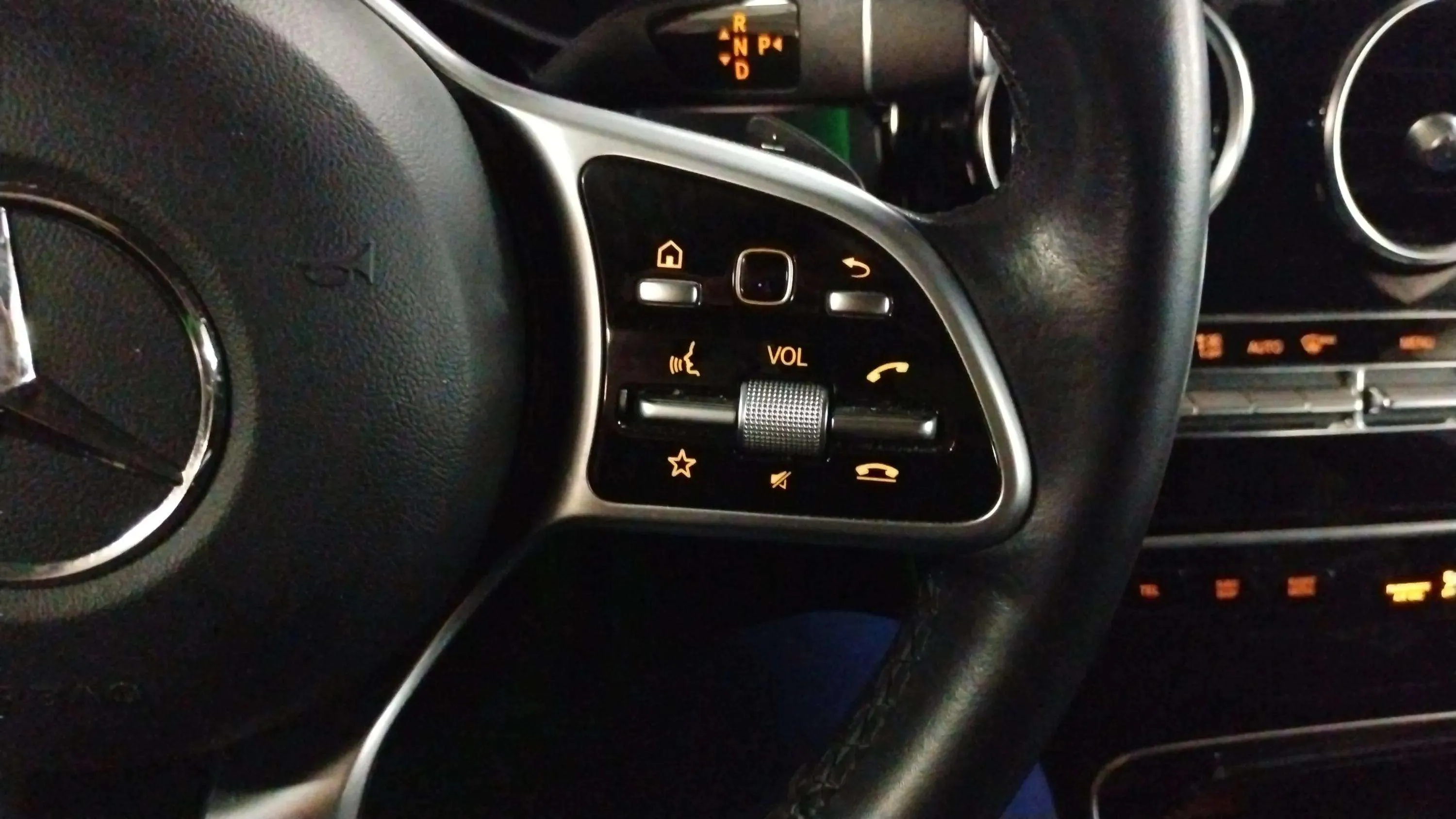 Mercedes-Benz GLC 220 d 4MATIC - foto 7