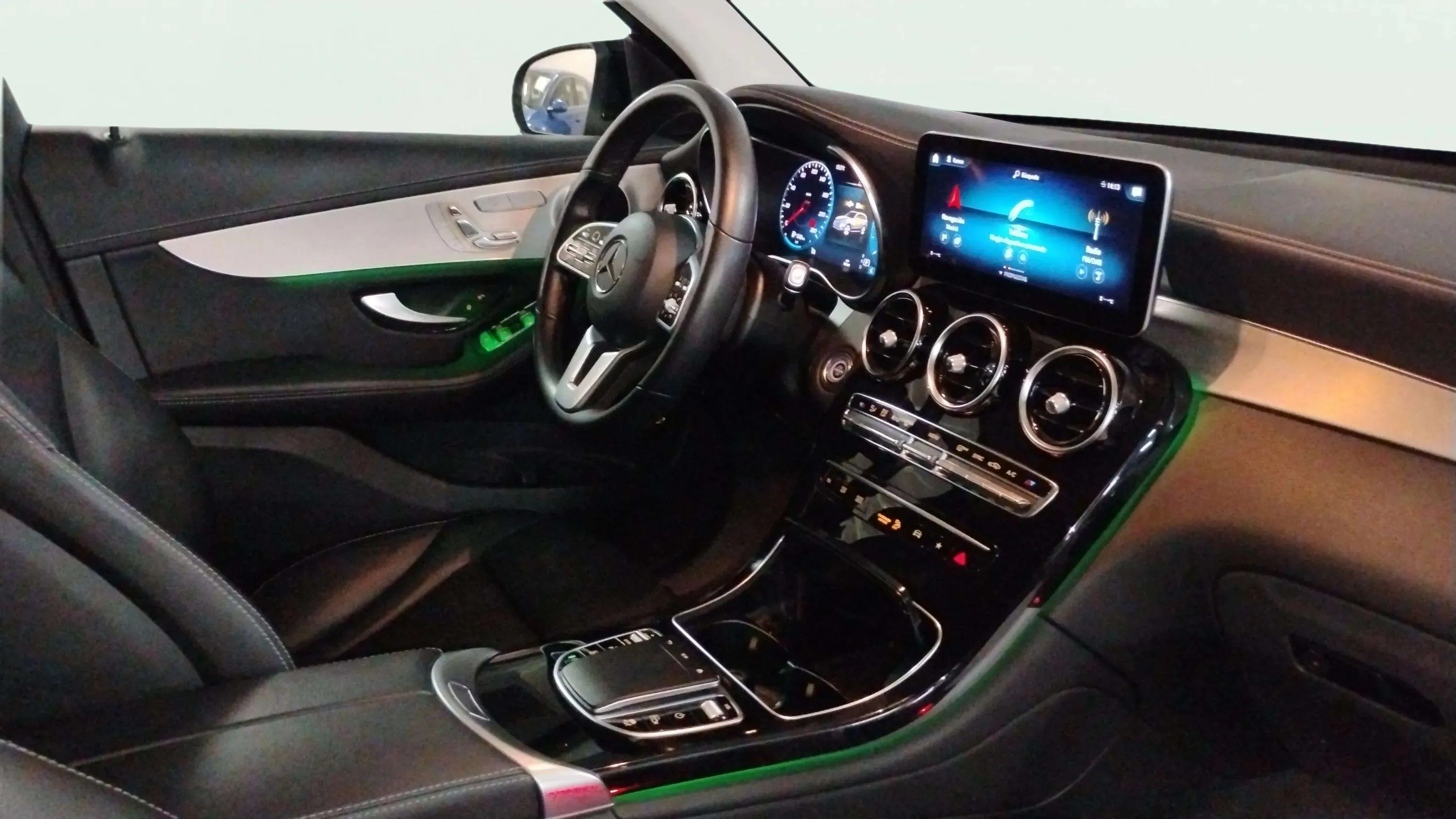 Mercedes-Benz GLC 220 d 4MATIC - foto 23