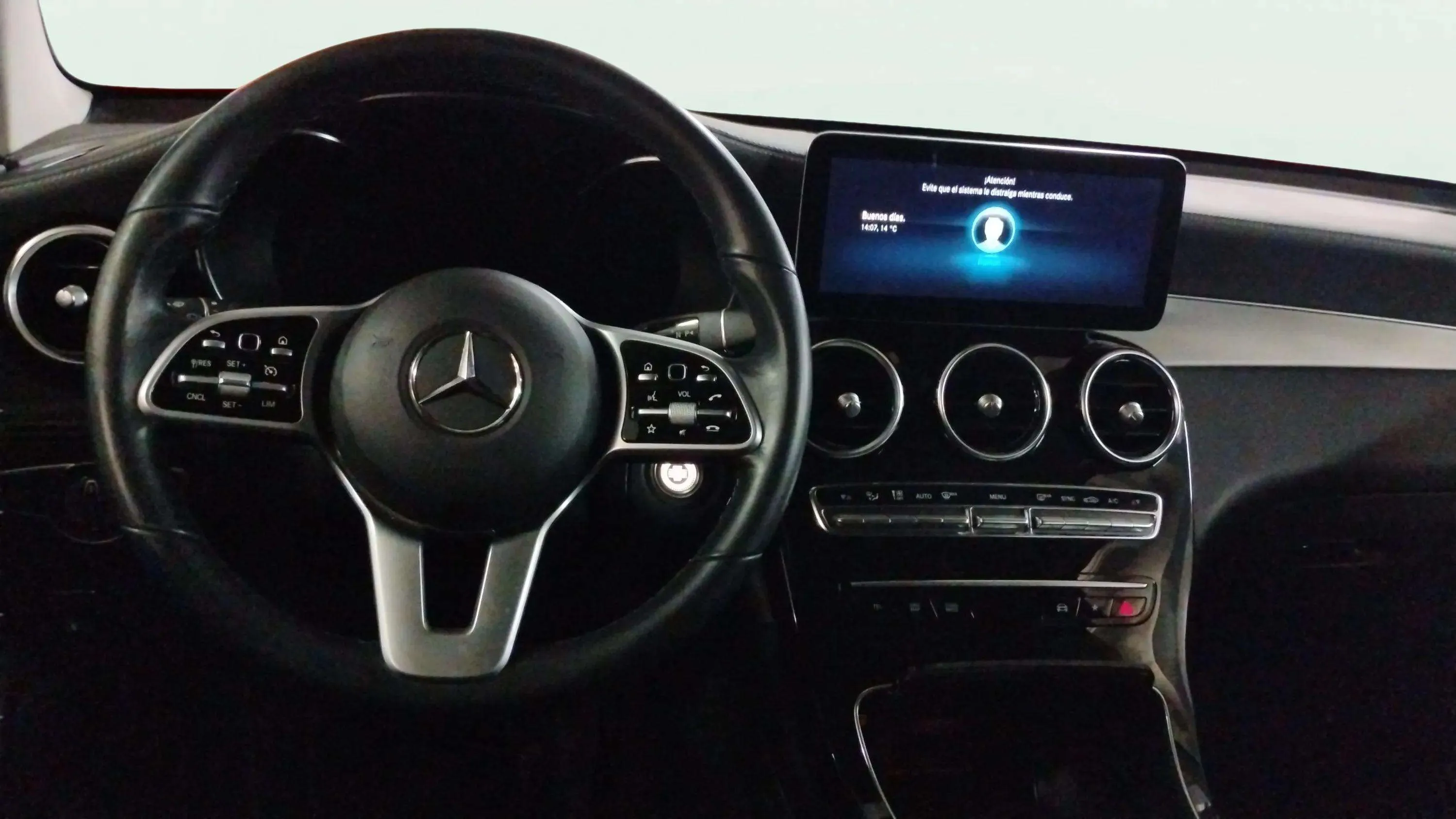 Mercedes-Benz GLC 220 d 4MATIC - foto 8