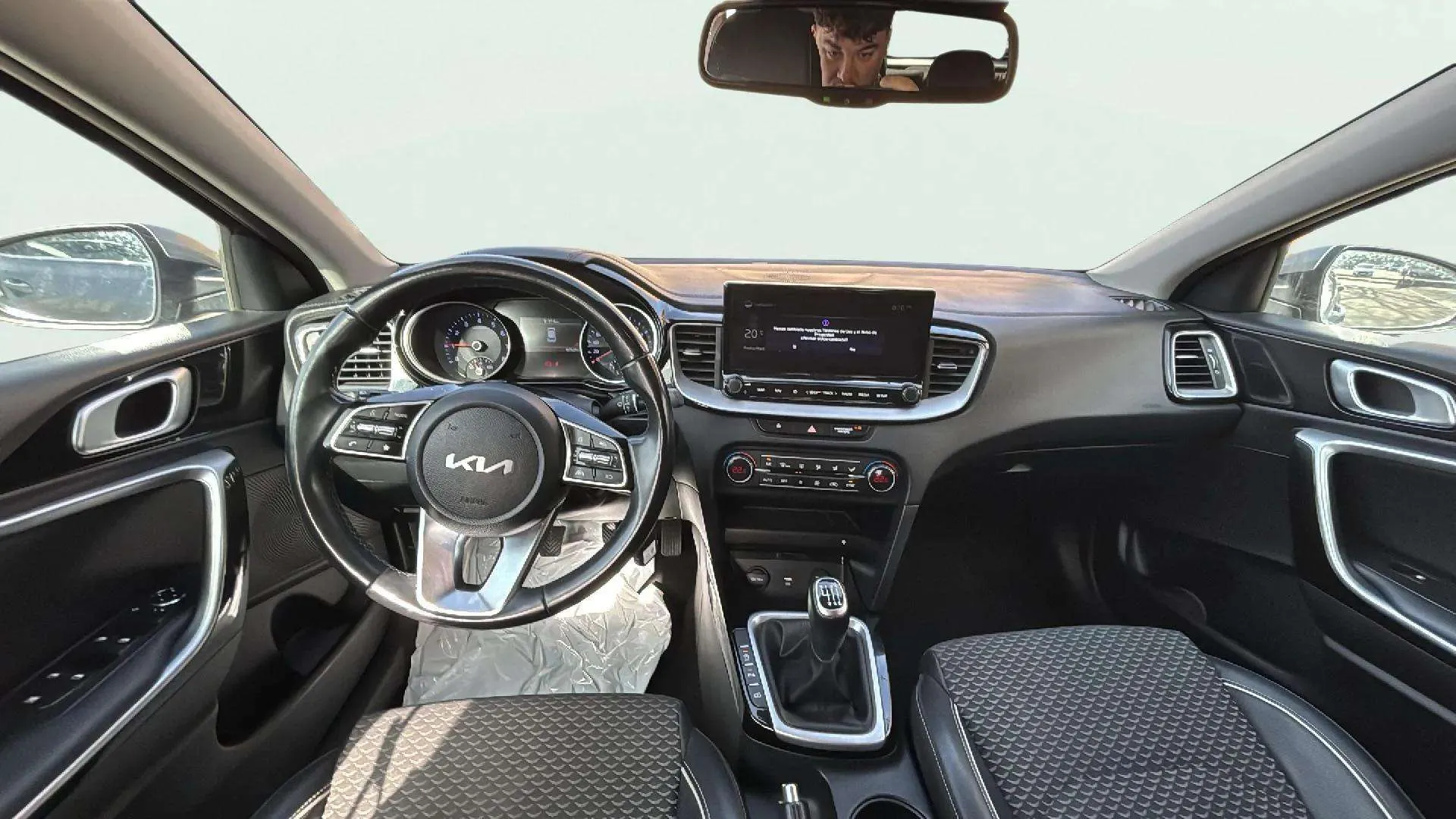 Kia Ceed 1.0 T-GDi Tech - foto 22