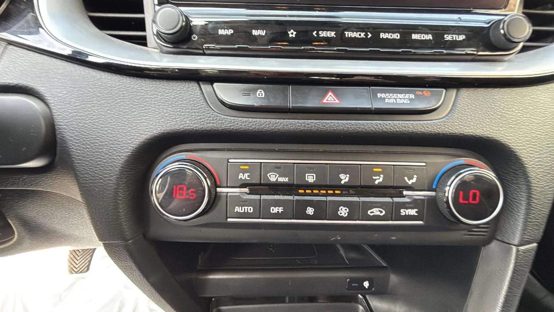 Kia Ceed 1.0 T-GDi Tech - foto 15