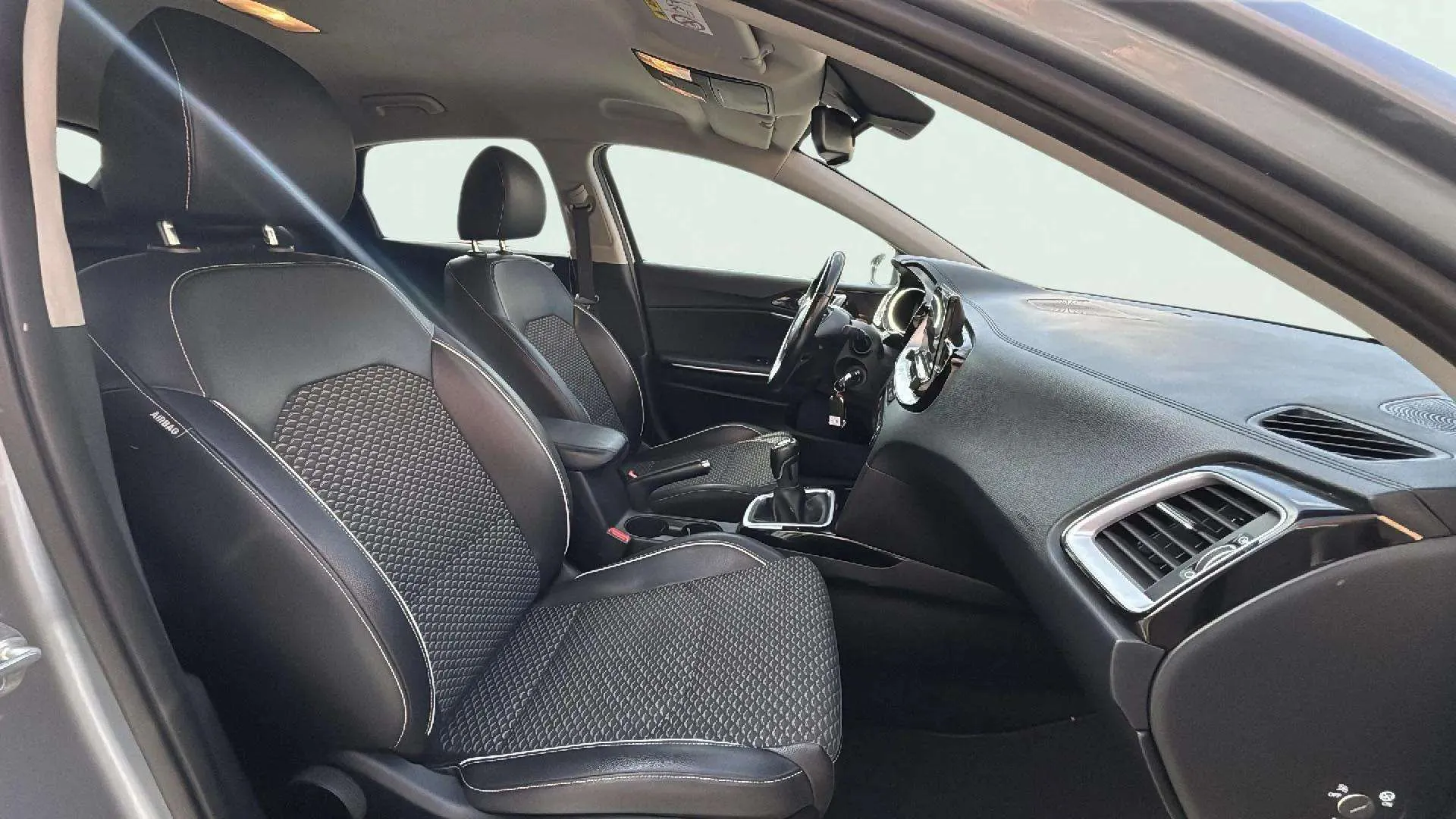 Kia Ceed 1.0 T-GDi Tech - foto 26