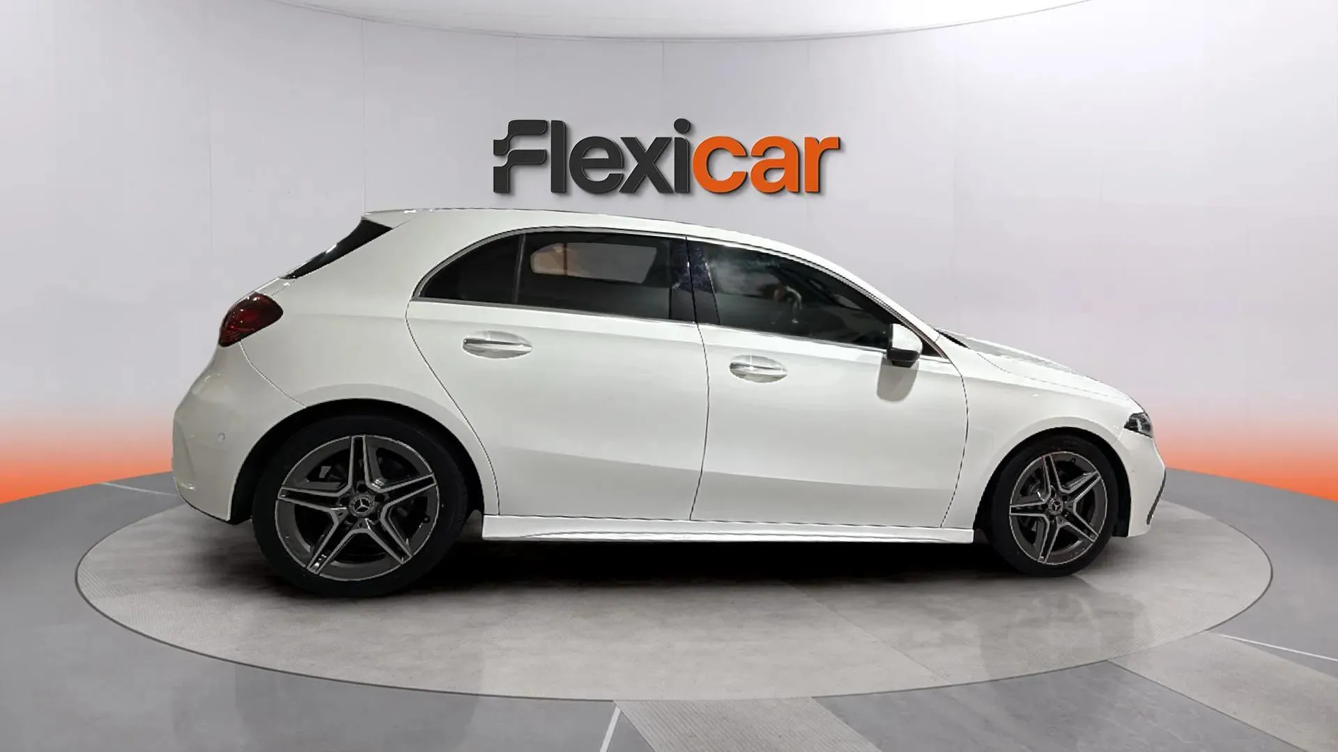 Mercedes-Benz Clase A A 200 d - foto 7