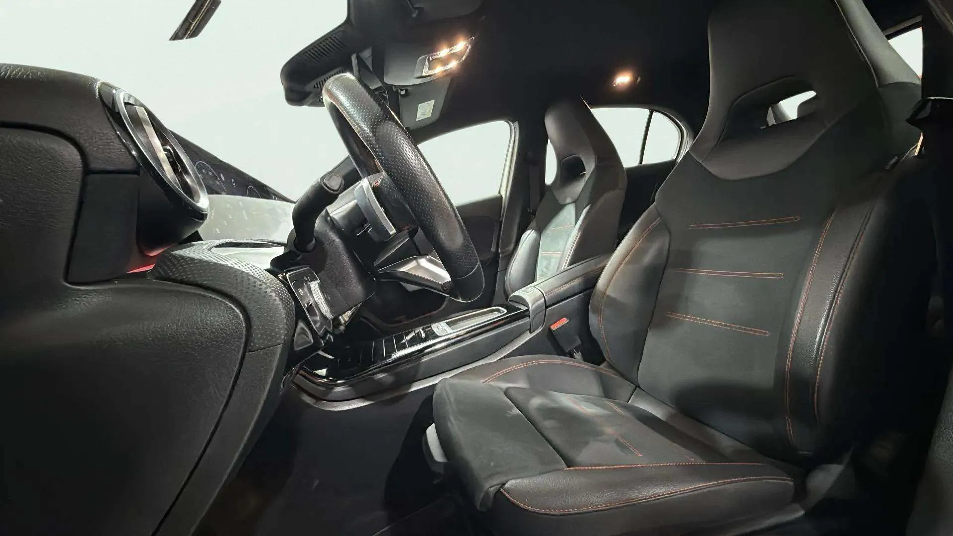 Mercedes-Benz Clase A A 200 d - foto 15