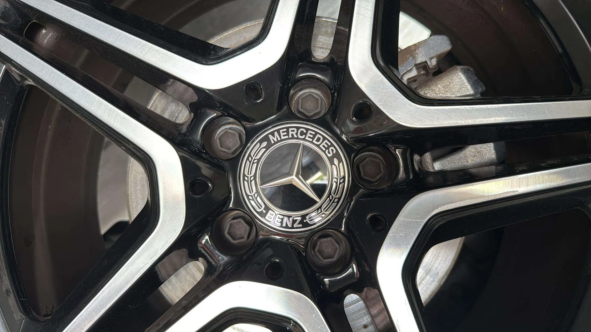 Mercedes-Benz GLA 200 D 4MATIC - foto 17