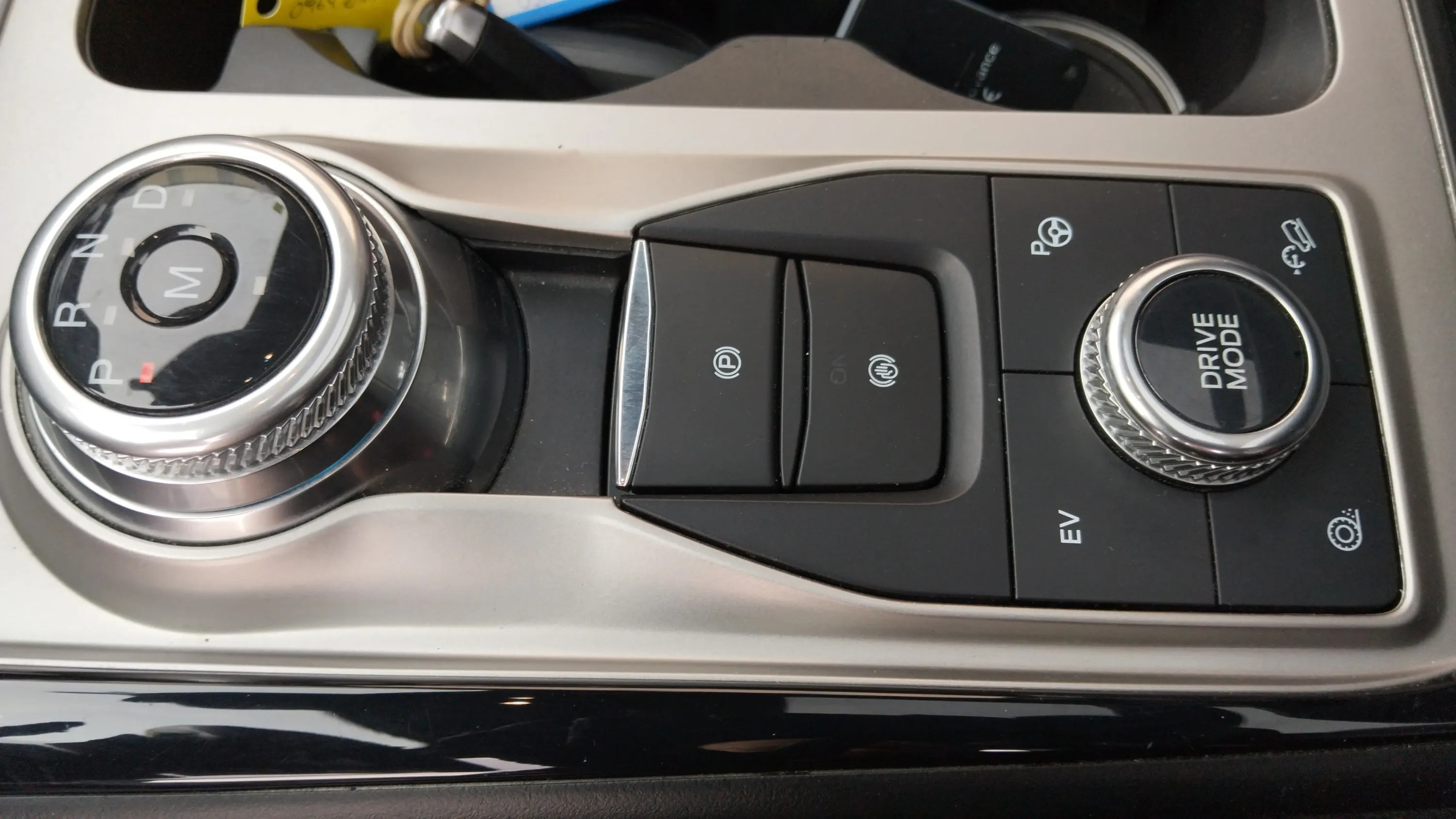 Ford Explorer 3.0 PHEV AWD ST Line - foto 17