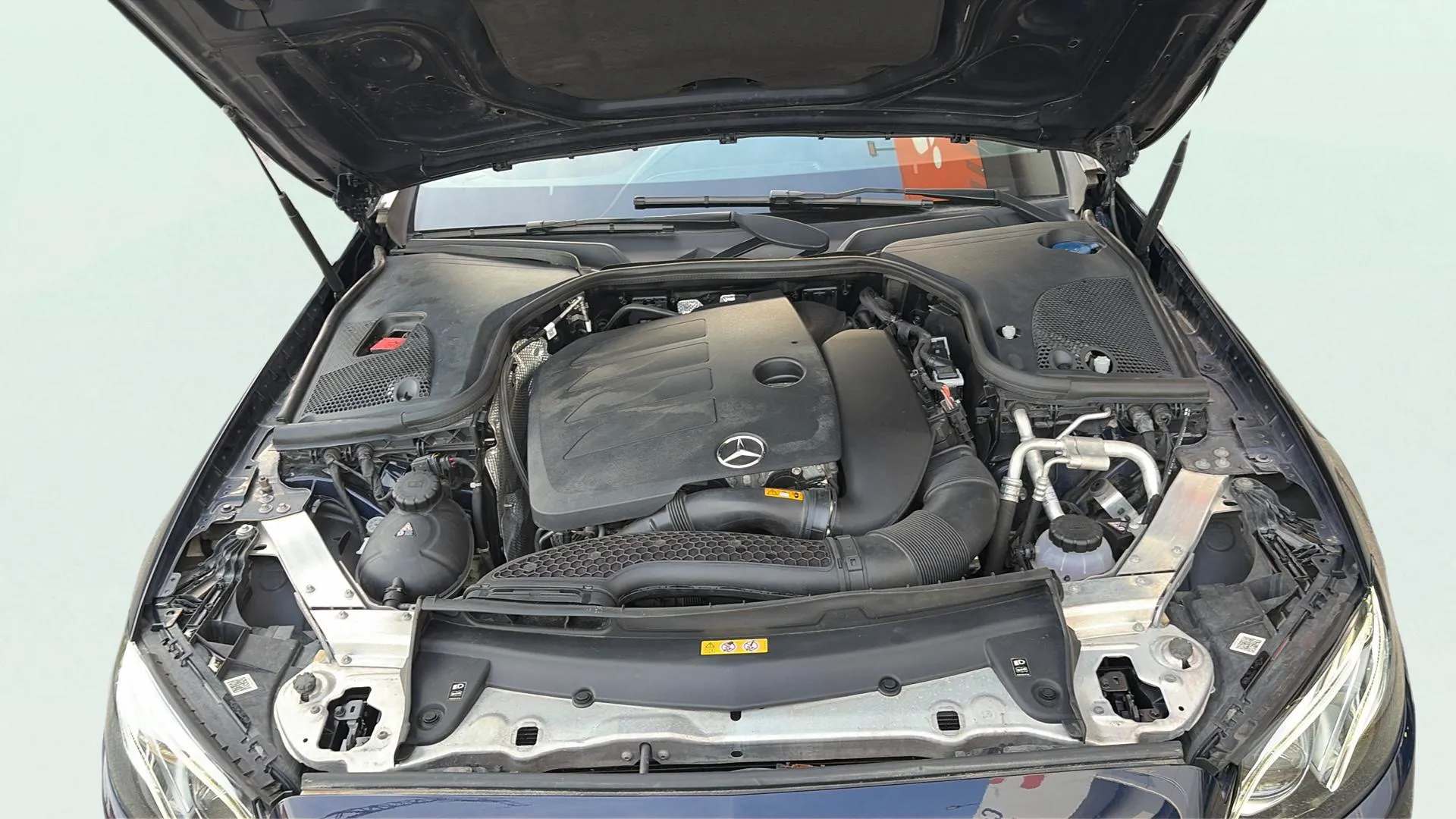 Mercedes-Benz Clase E Coupé E 350 - foto 23