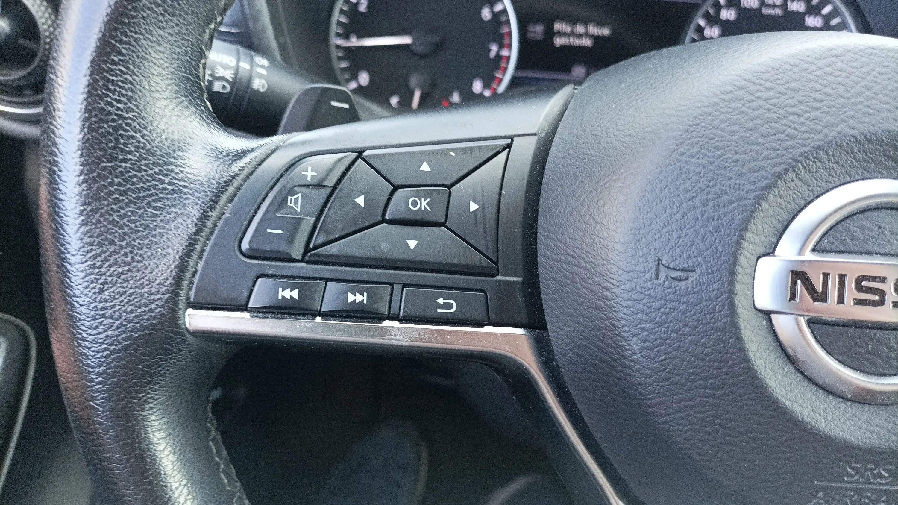 Nissan Juke DIG-T DCT N-Connecta - foto 10